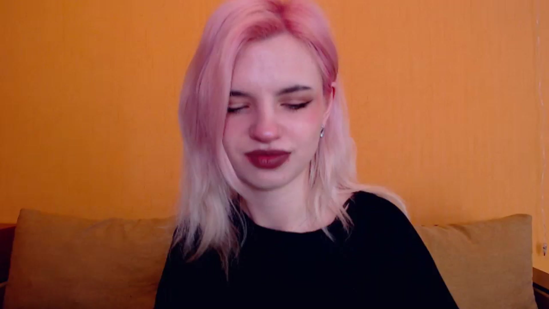 Gallery image thumbnail from Erineys's myfreecams stream on, 02/16/2024, 14:20 image 14 of 20