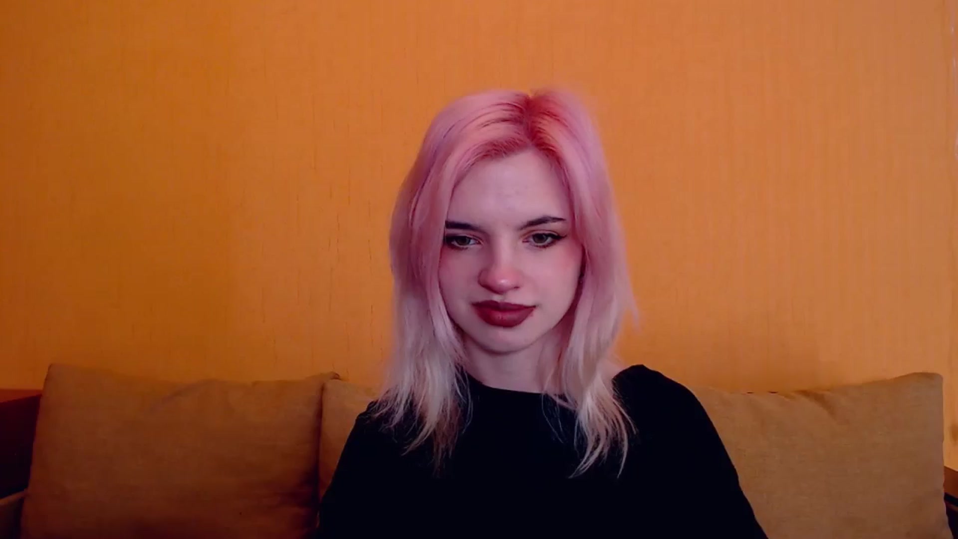 Gallery image thumbnail from Erineys's myfreecams stream on, 02/16/2024, 15:11 image 7 of 20