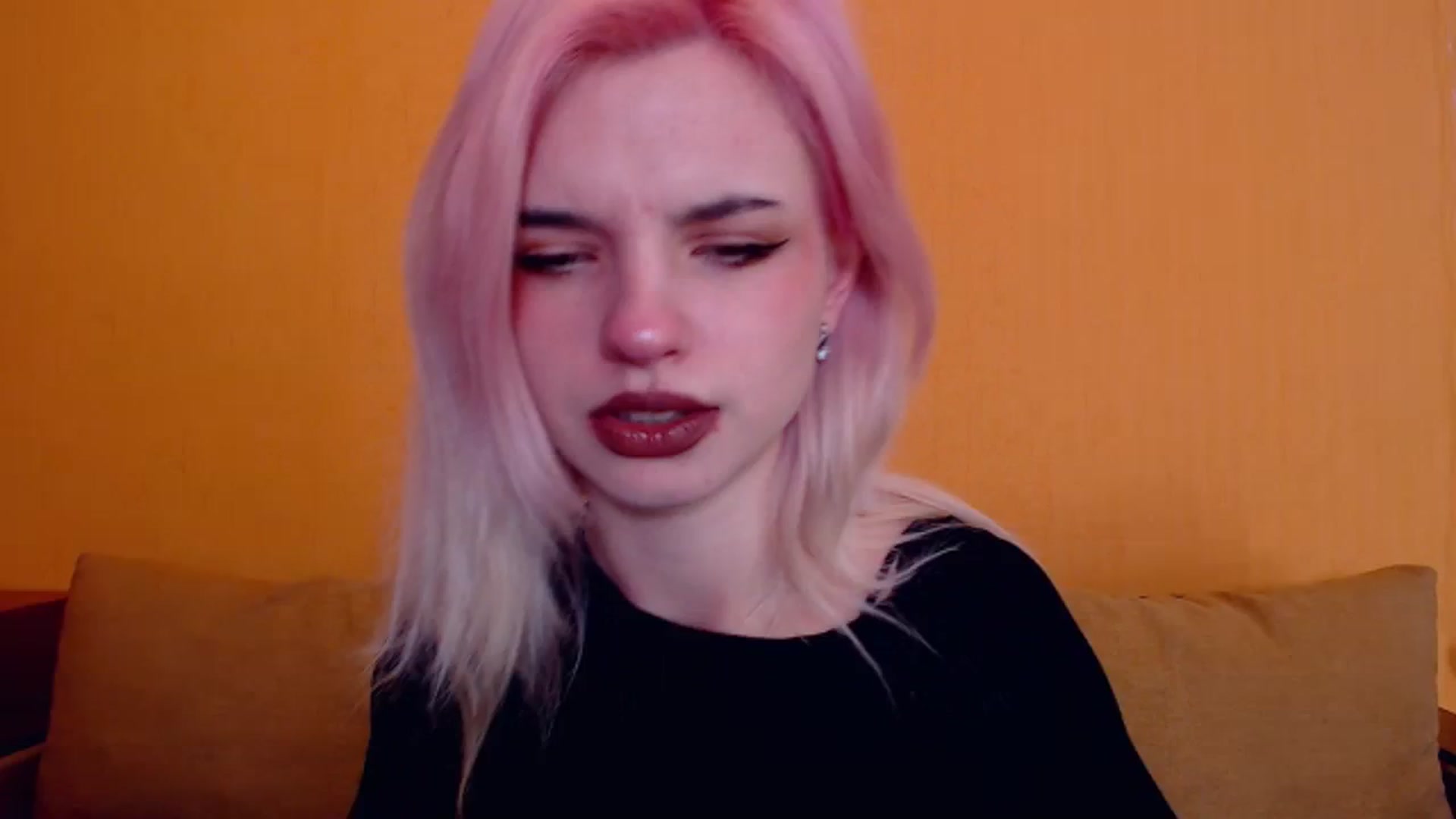Gallery image thumbnail from Erineys's myfreecams stream on, 02/16/2024, 15:11 image 16 of 20