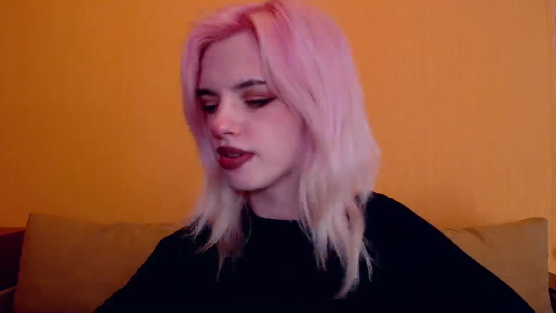 Gallery image thumbnail from Erineys's myfreecams stream on, 02/16/2024, 15:11 image 14 of 20