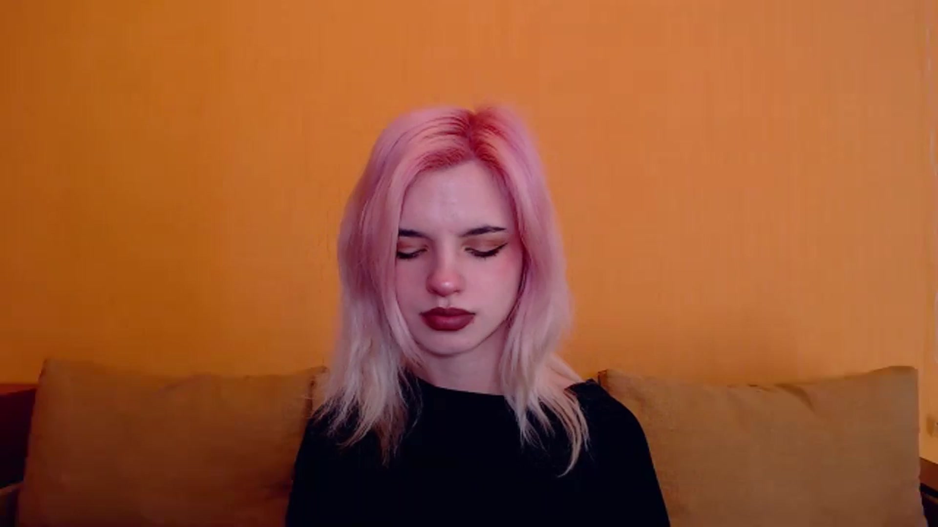 Gallery image thumbnail from Erineys's myfreecams stream on, 02/16/2024, 15:11 image 2 of 20