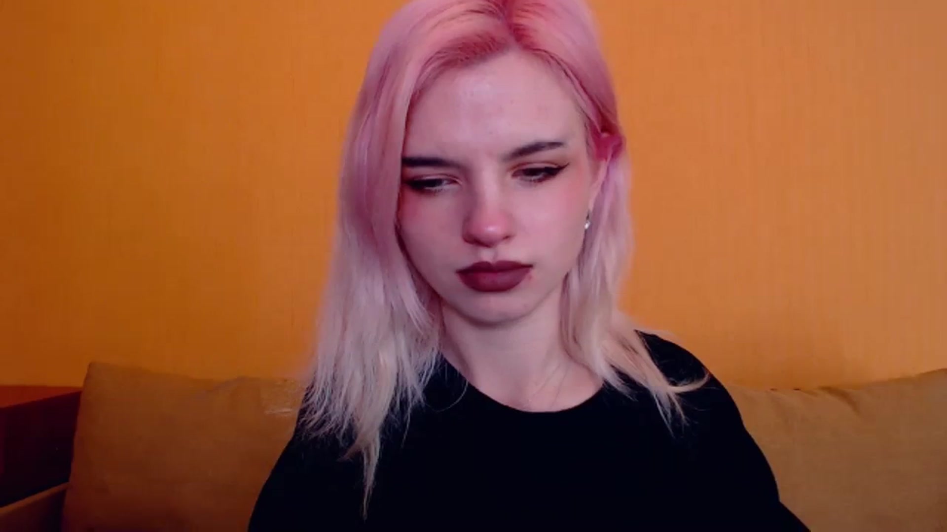 Gallery image thumbnail from Erineys's myfreecams stream on, 02/16/2024, 16:06 image 7 of 20