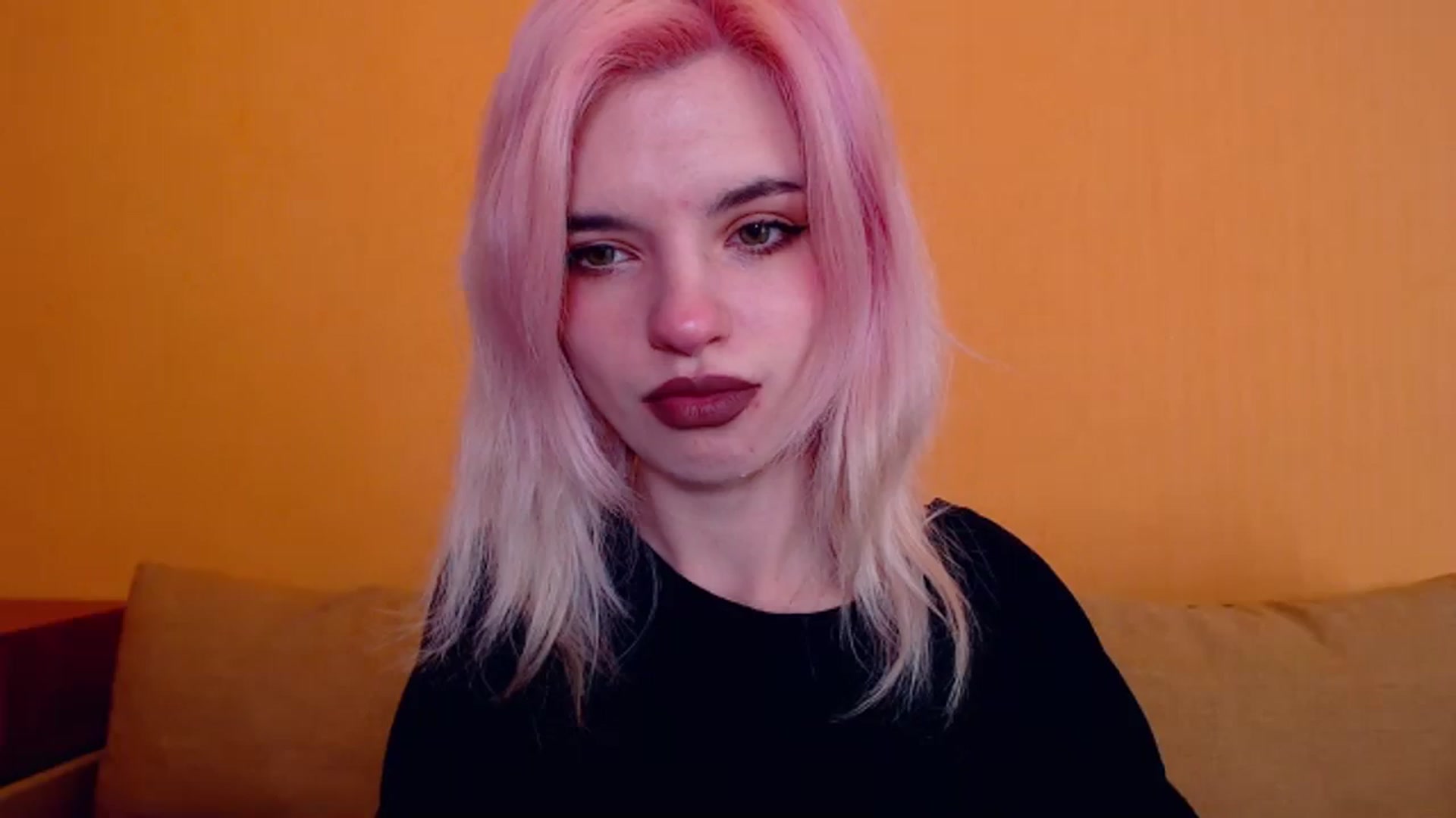 Gallery image thumbnail from Erineys's myfreecams stream on, 02/16/2024, 16:06 image 17 of 20