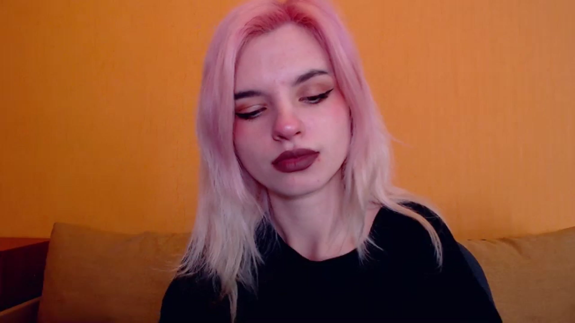Gallery image thumbnail from Erineys's myfreecams stream on, 02/16/2024, 16:06 image 13 of 20