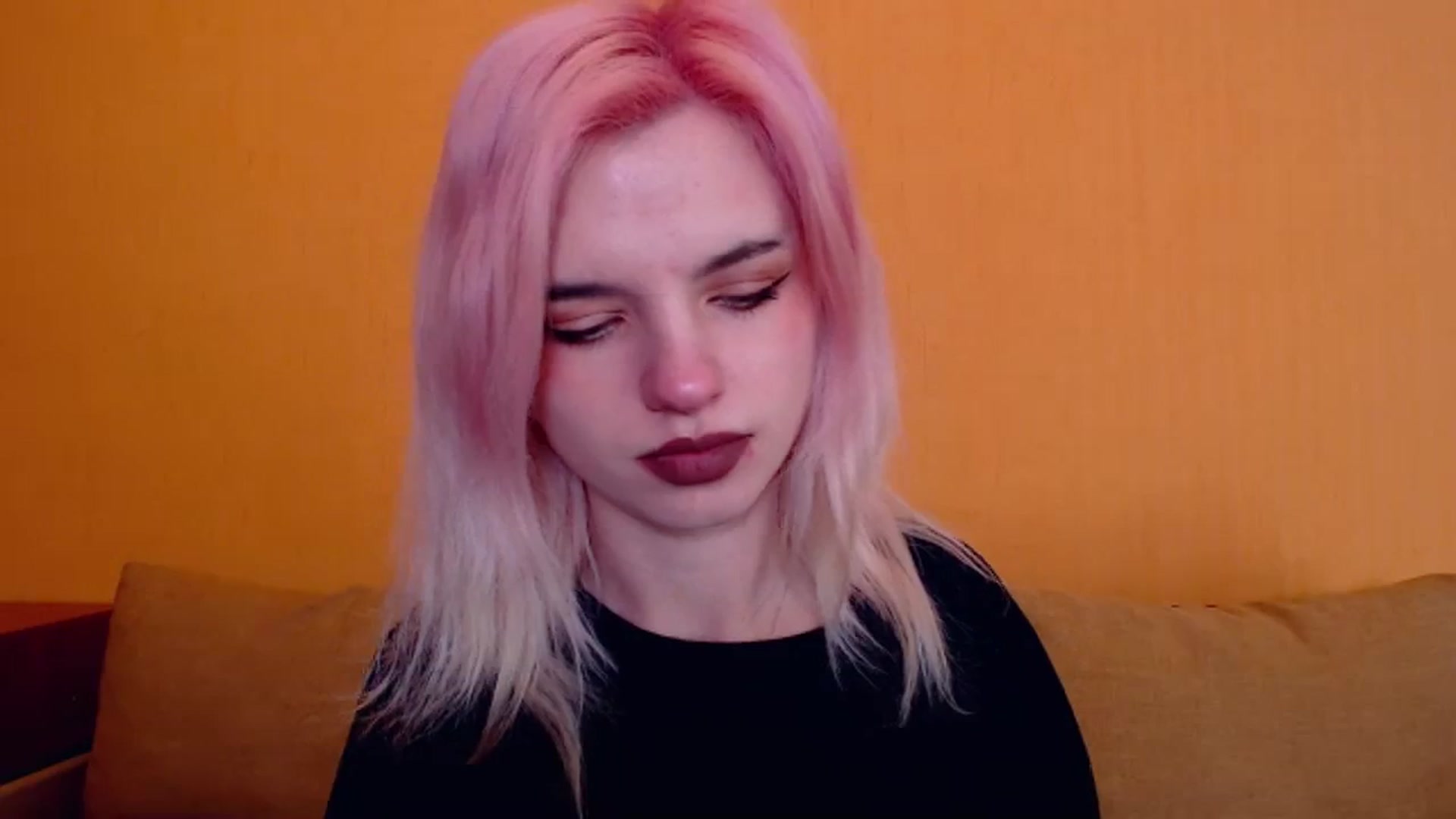 Gallery image thumbnail from Erineys's myfreecams stream on, 02/16/2024, 16:06 image 2 of 20