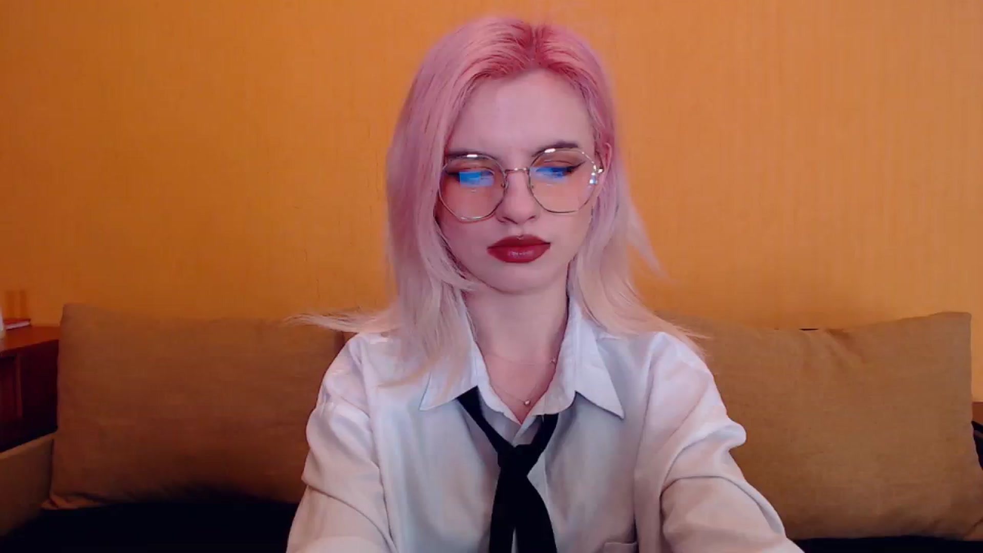 Gallery image thumbnail from Erineys's myfreecams stream on, 02/17/2024, 15:39 image 8 of 20