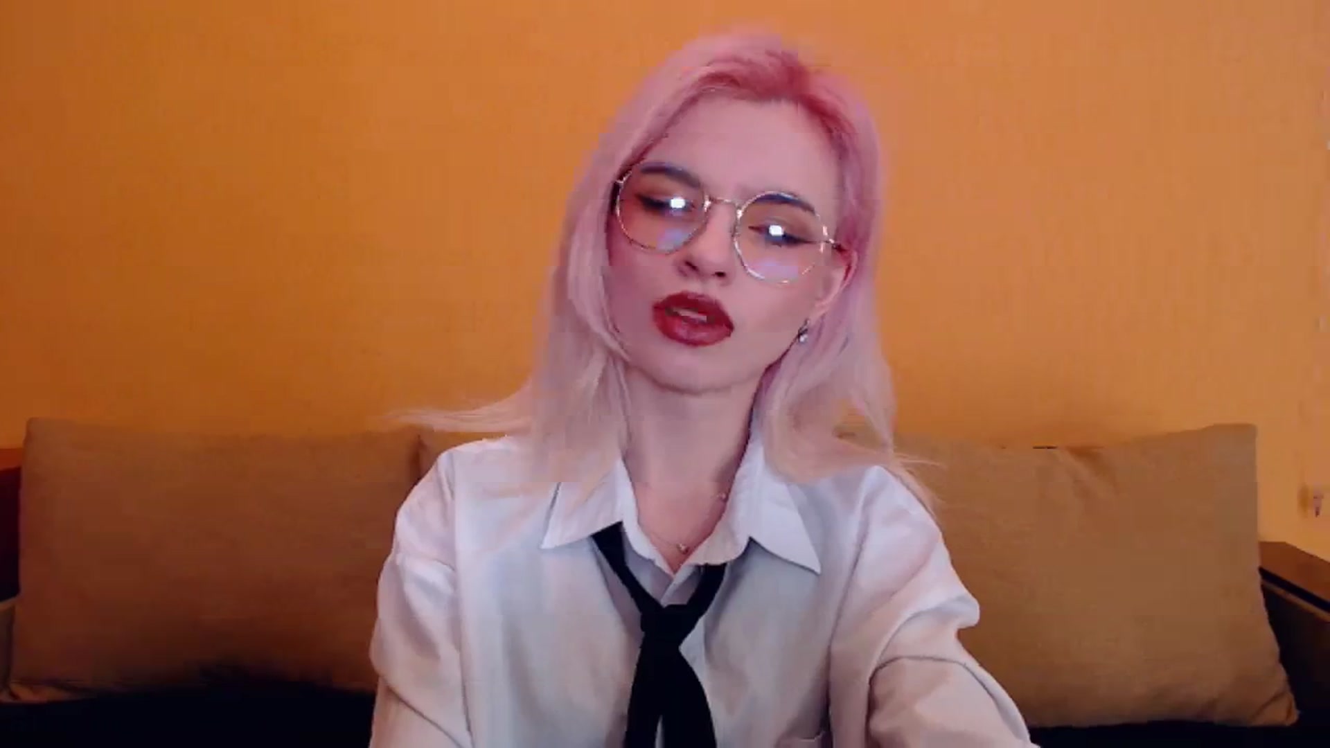 Gallery image thumbnail from Erineys's myfreecams stream on, 02/17/2024, 15:39 image 9 of 20