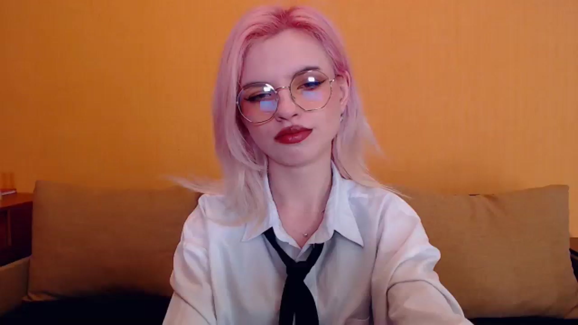 Gallery image thumbnail from Erineys's myfreecams stream on, 02/17/2024, 15:39 image 3 of 20