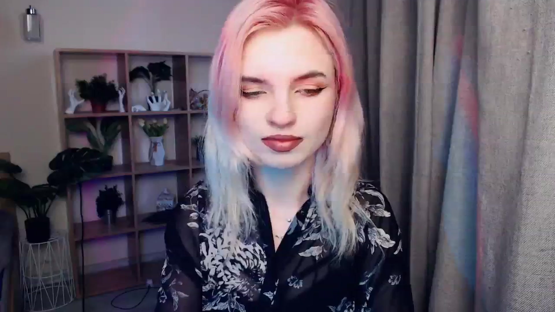 Gallery image thumbnail from Erineys's myfreecams stream on, 02/19/2024, 15:11 image 15 of 20