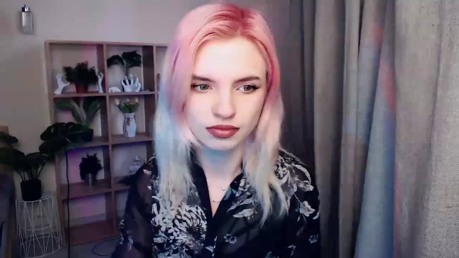 Gallery image thumbnail from Erineys's myfreecams stream on, 02/19/2024, 15:11 image 10 of 20