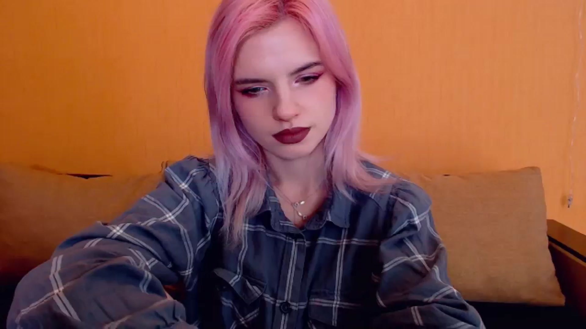 Gallery image thumbnail from Erineys's myfreecams stream on, 02/25/2024, 14:35 image 9 of 20