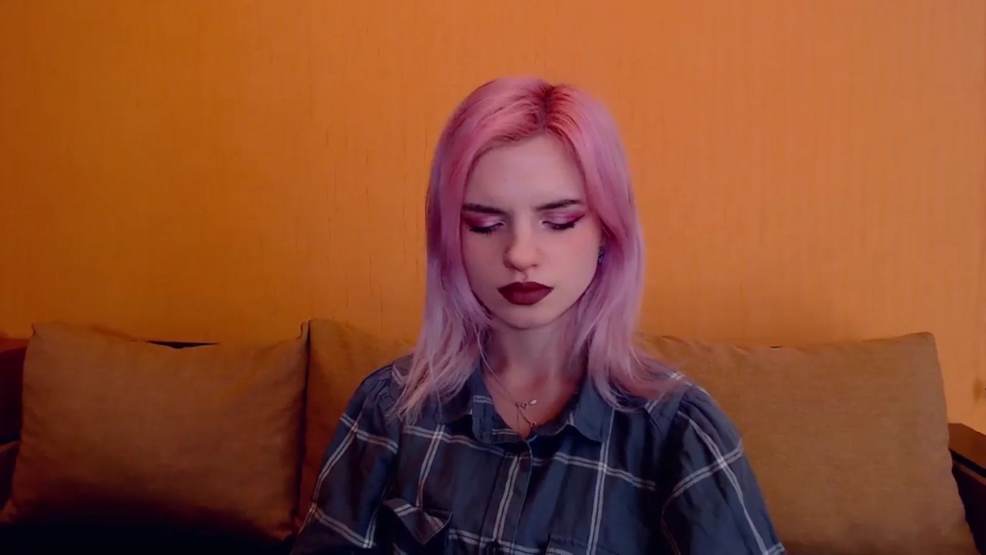 Gallery image thumbnail from Erineys's myfreecams stream on, 02/25/2024, 14:35 image 3 of 20