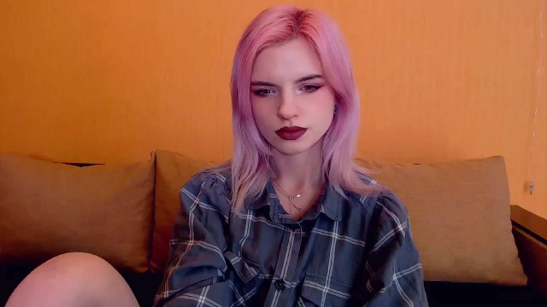 Gallery image thumbnail from Erineys's myfreecams stream on, 02/25/2024, 14:35 image 10 of 20