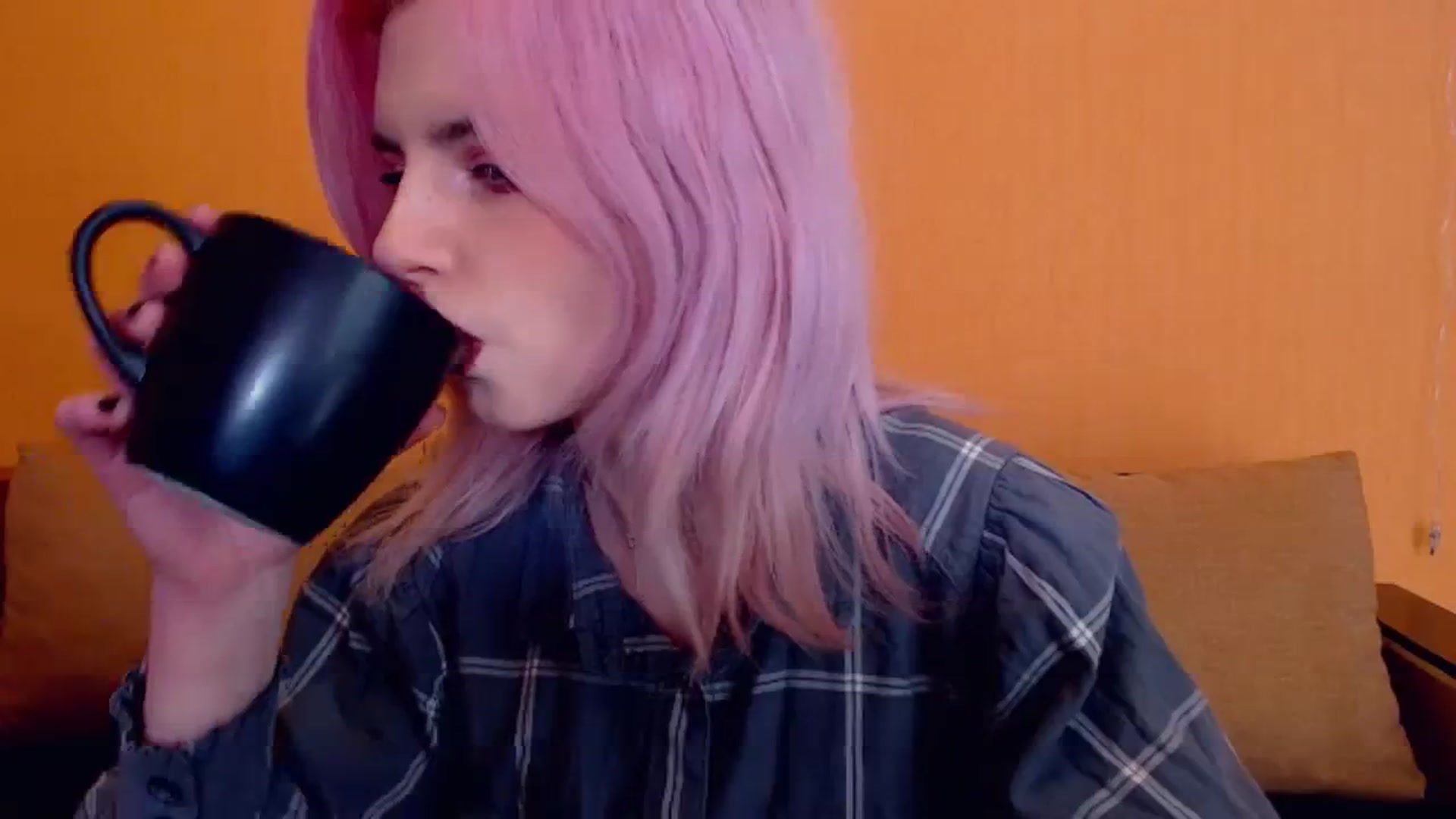 Gallery image thumbnail from Erineys's myfreecams stream on, 02/25/2024, 15:18 image 15 of 20