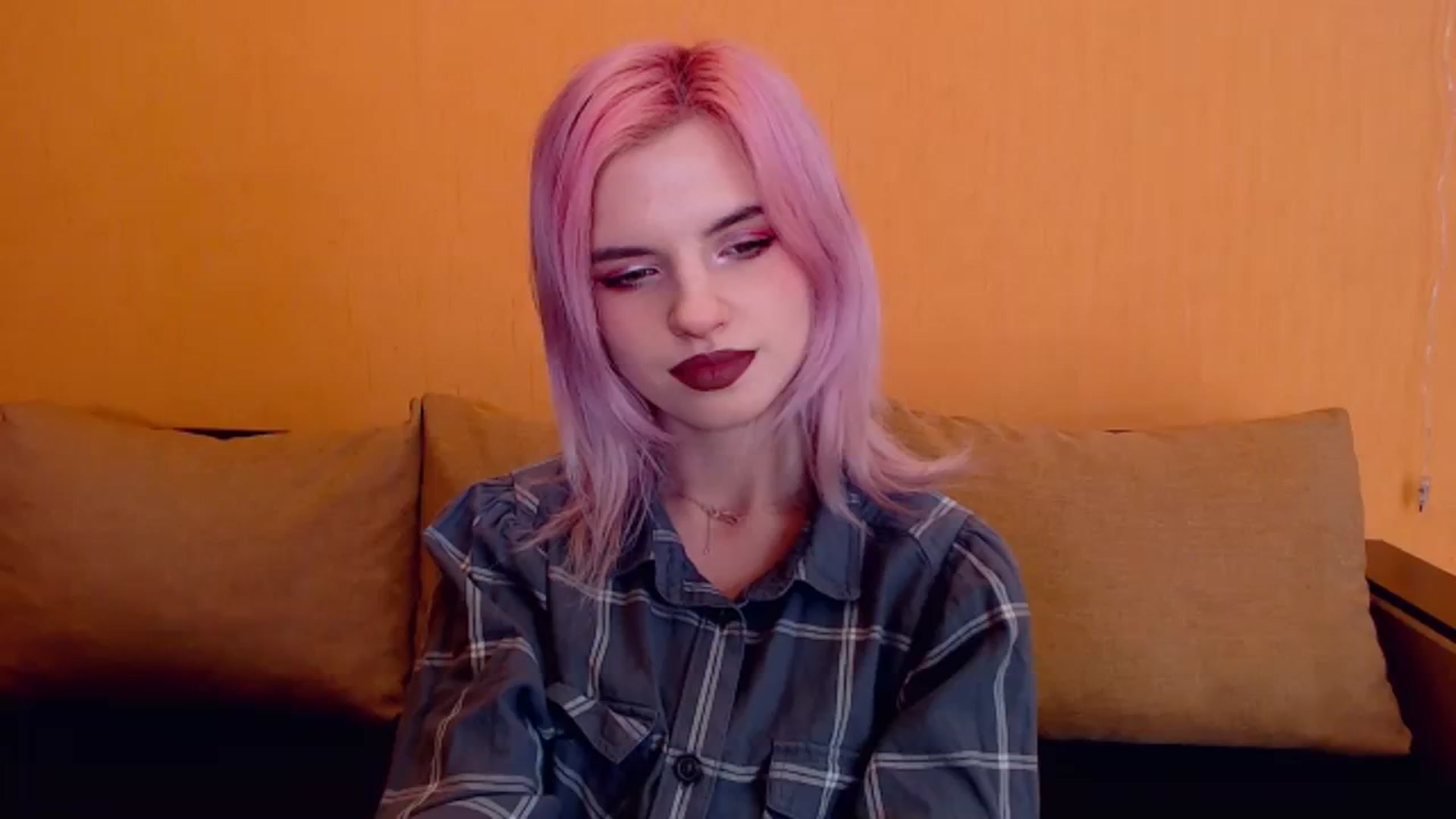 Gallery image thumbnail from Erineys's myfreecams stream on, 02/25/2024, 15:18 image 3 of 20