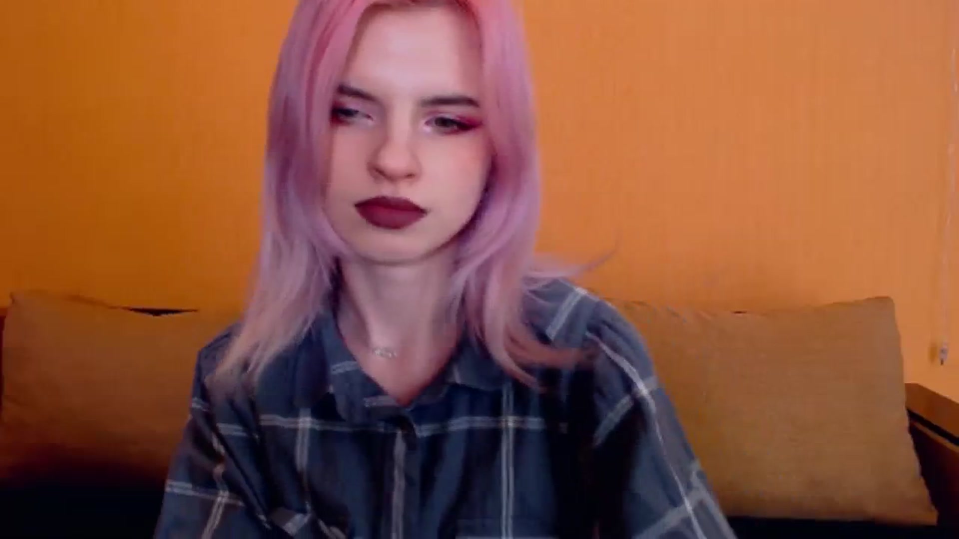 Gallery image thumbnail from Erineys's myfreecams stream on, 02/25/2024, 15:18 image 17 of 20