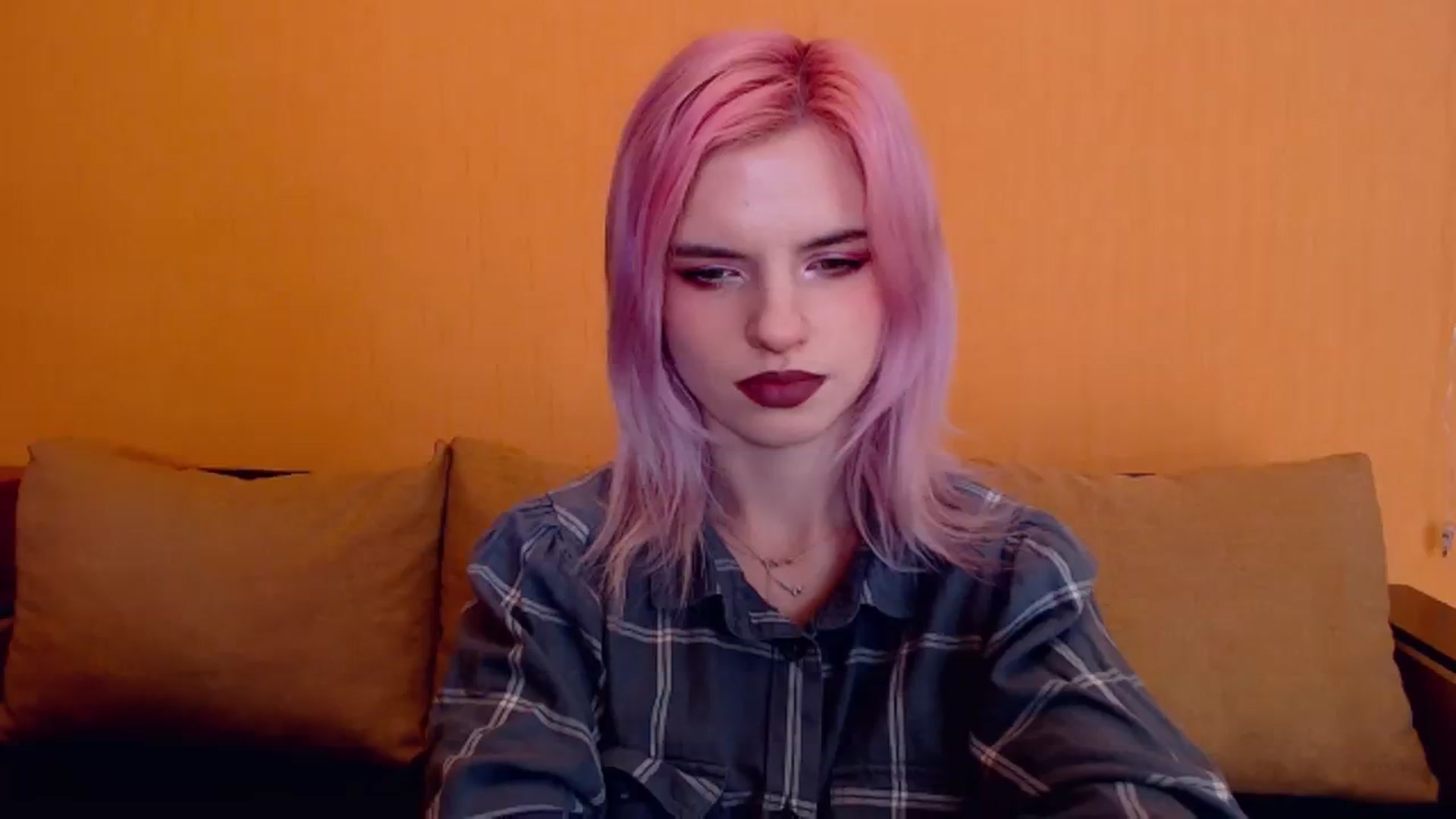 Gallery image thumbnail from Erineys's myfreecams stream on, 02/25/2024, 16:10 image 15 of 20