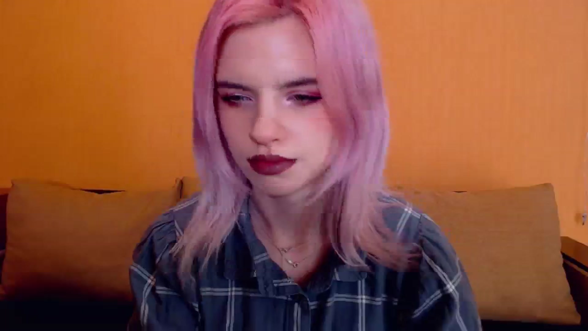 Gallery image thumbnail from Erineys's myfreecams stream on, 02/25/2024, 16:10 image 16 of 20