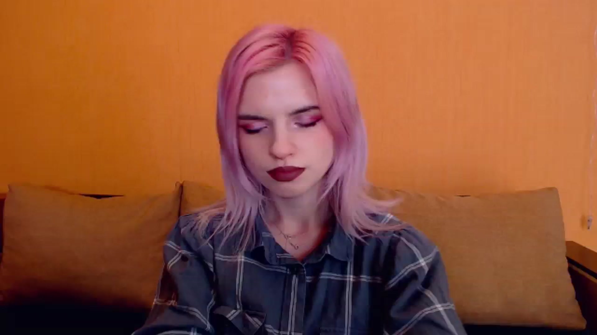 Gallery image thumbnail from Erineys's myfreecams stream on, 02/25/2024, 16:10 image 11 of 20