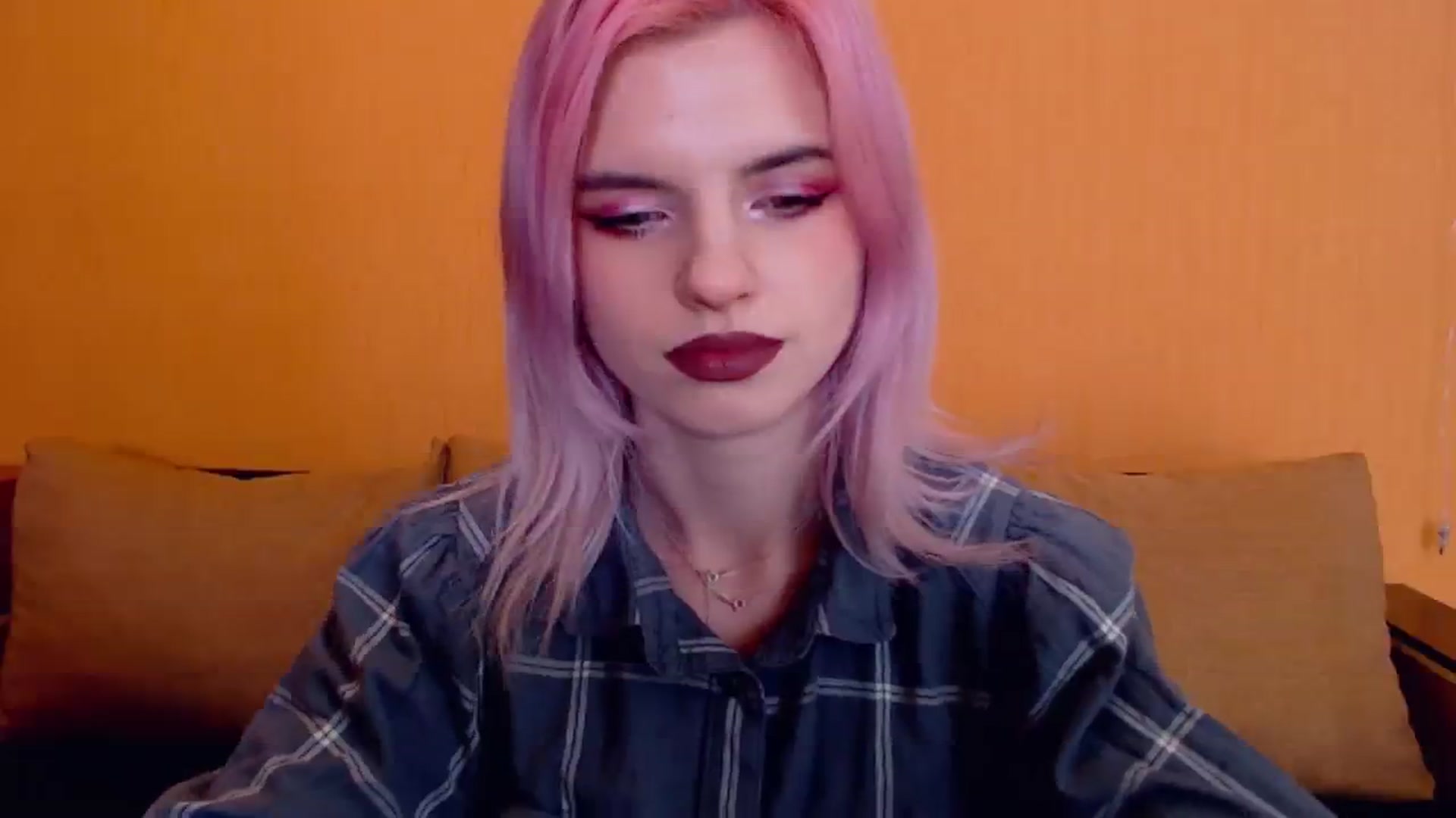 Gallery image thumbnail from Erineys's myfreecams stream on, 02/25/2024, 16:10 image 12 of 20