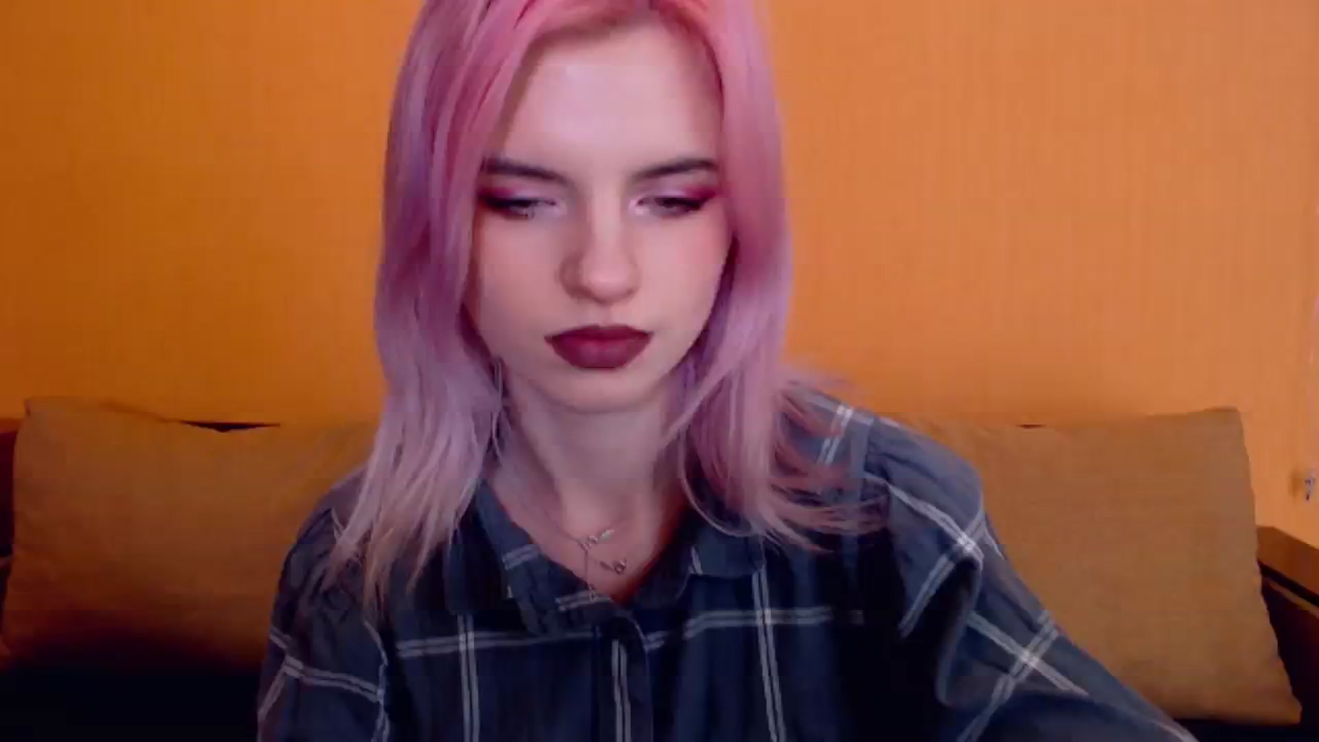 Gallery image thumbnail from Erineys's myfreecams stream on, 02/25/2024, 16:10 image 14 of 20