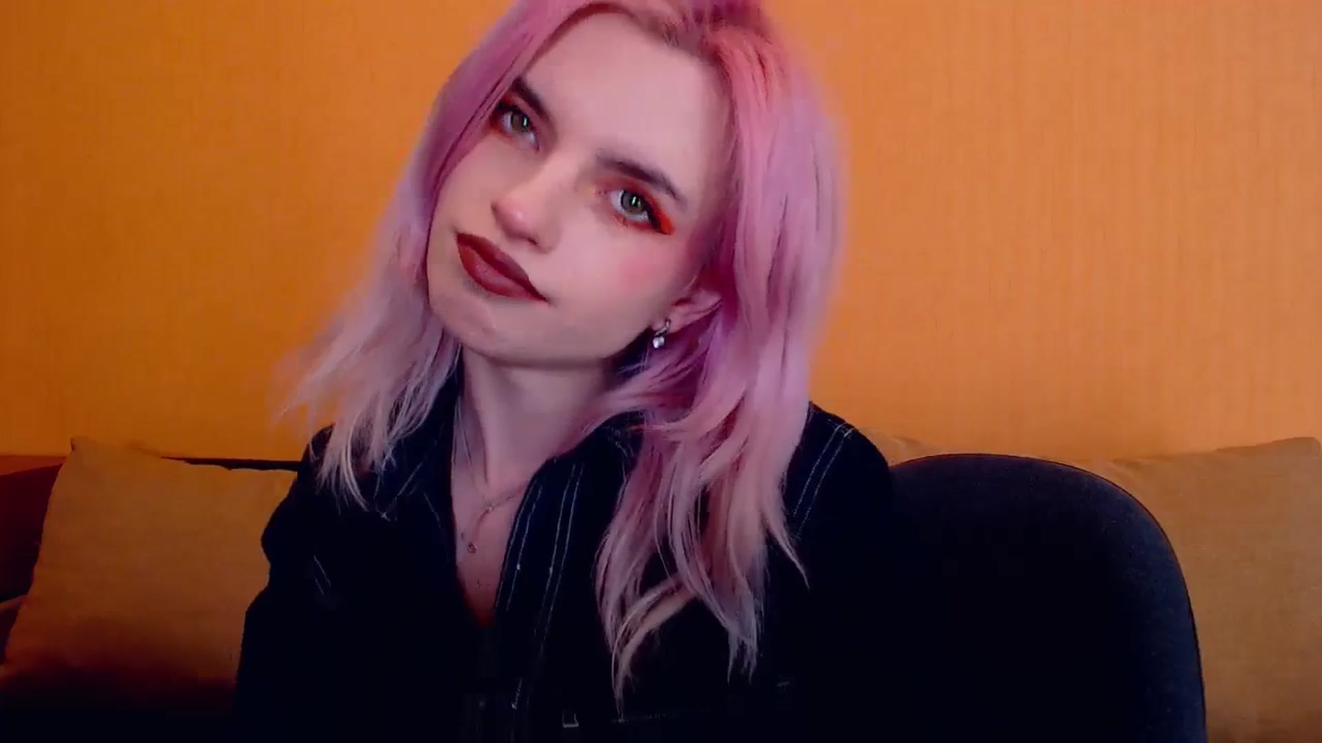 Gallery image thumbnail from Erineys's myfreecams stream on, 02/26/2024, 16:07 image 17 of 20