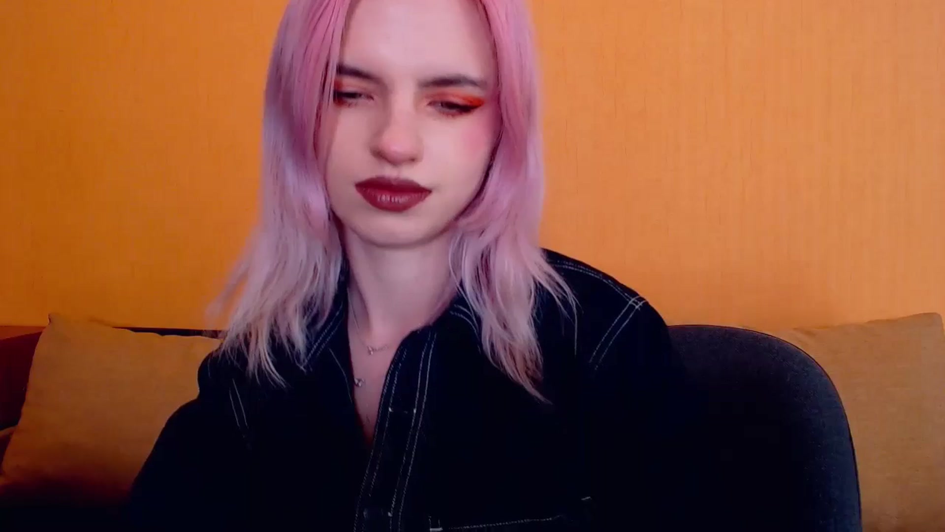 Gallery image thumbnail from Erineys's myfreecams stream on, 02/26/2024, 16:07 image 10 of 20