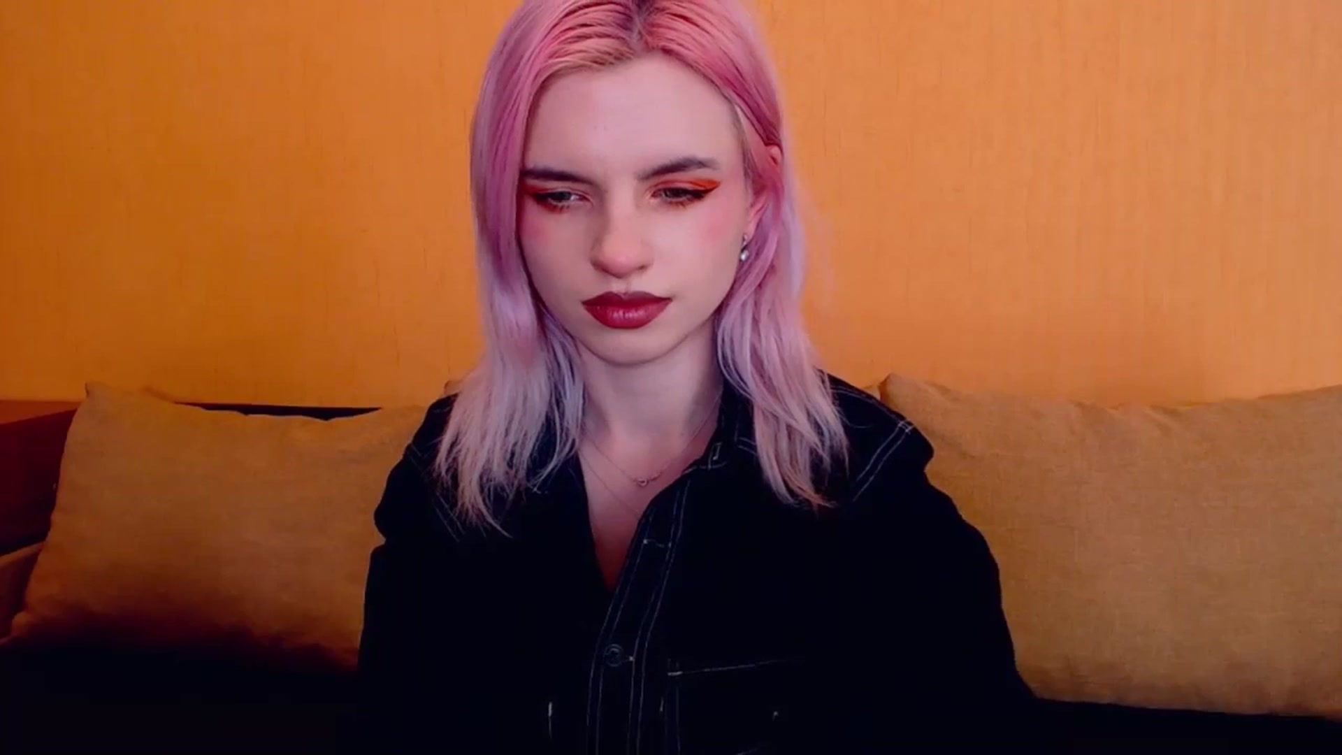 Gallery image thumbnail from Erineys's myfreecams stream on, 02/26/2024, 17:09 image 20 of 20