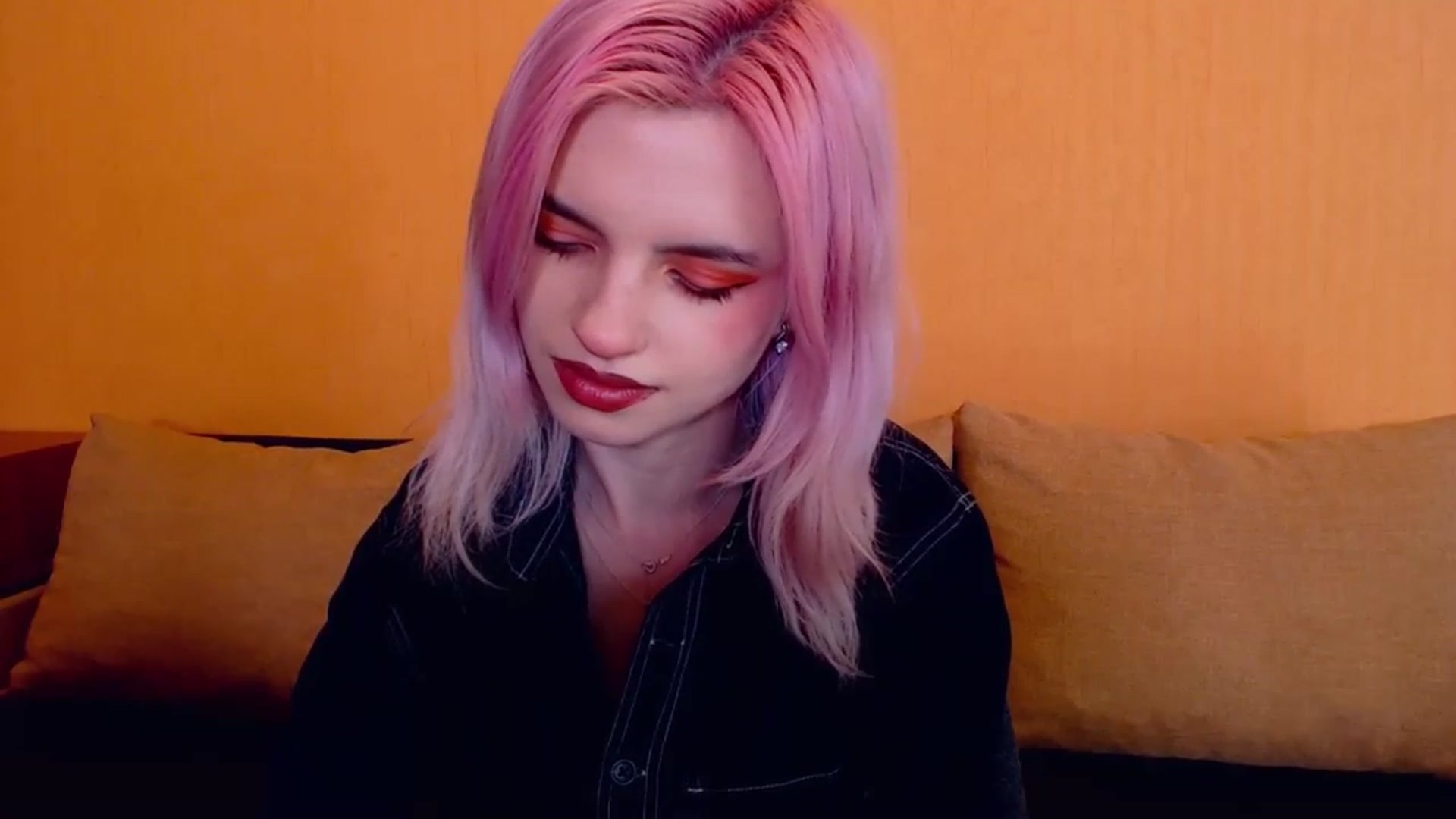 Gallery image thumbnail from Erineys's myfreecams stream on, 02/26/2024, 17:09 image 16 of 20