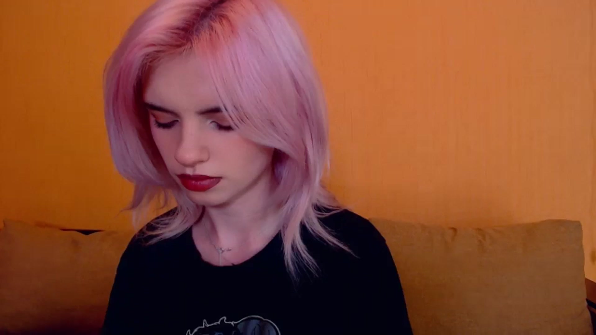 Gallery image thumbnail from Erineys's myfreecams stream on, 02/29/2024, 16:51 image 15 of 20
