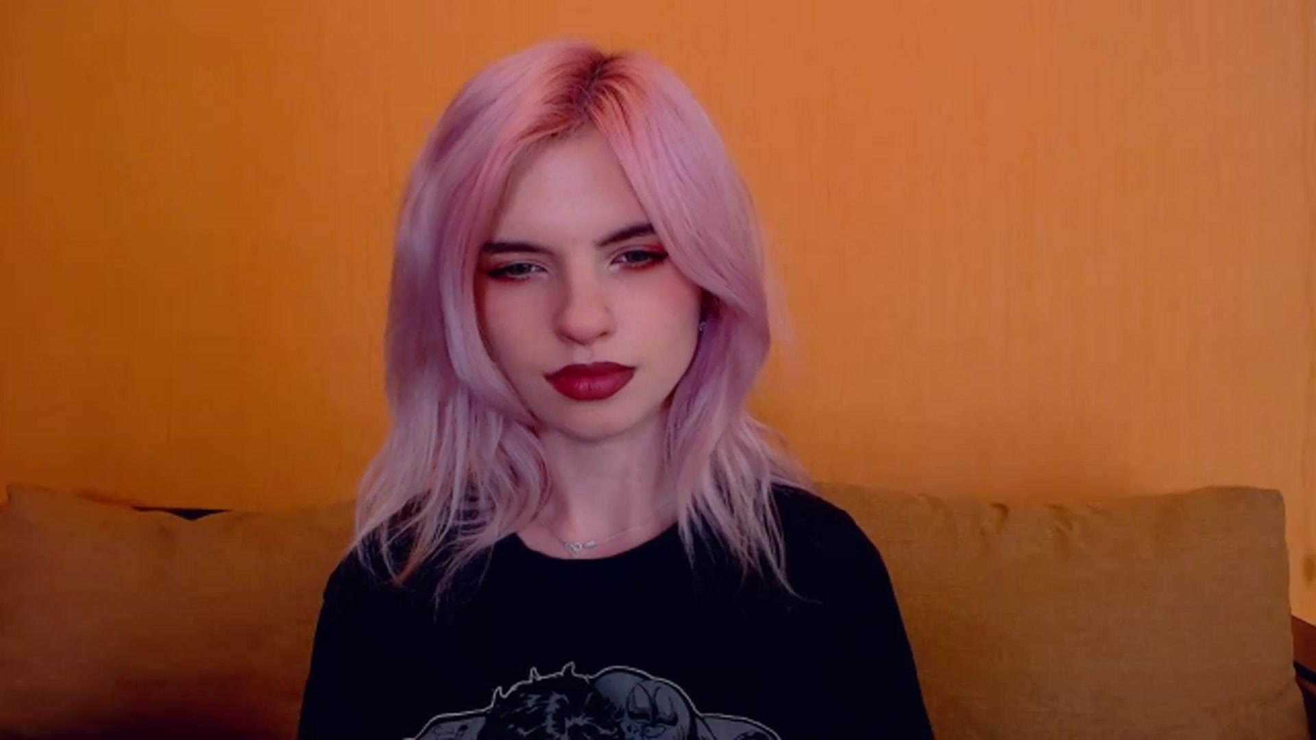 Gallery image thumbnail from Erineys's myfreecams stream on, 02/29/2024, 16:51 image 7 of 20