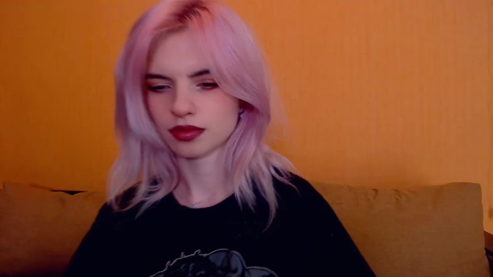 Gallery image thumbnail from Erineys's myfreecams stream on, 02/29/2024, 16:51 image 9 of 20