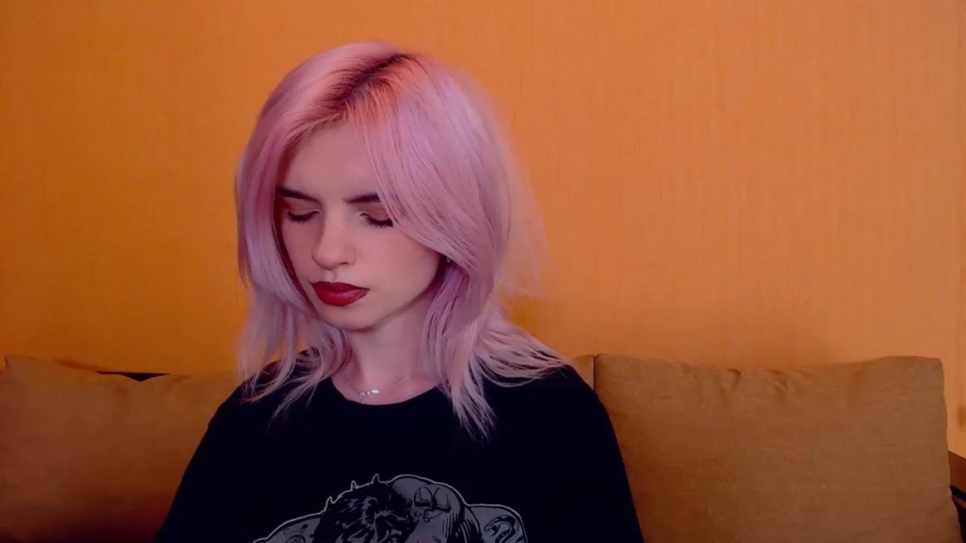 Gallery image thumbnail from Erineys's myfreecams stream on, 02/29/2024, 16:51 image 13 of 20