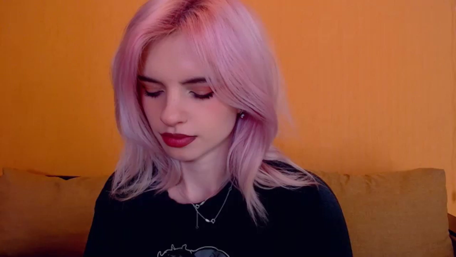 Gallery image thumbnail from Erineys's myfreecams stream on, 02/29/2024, 16:51 image 20 of 20