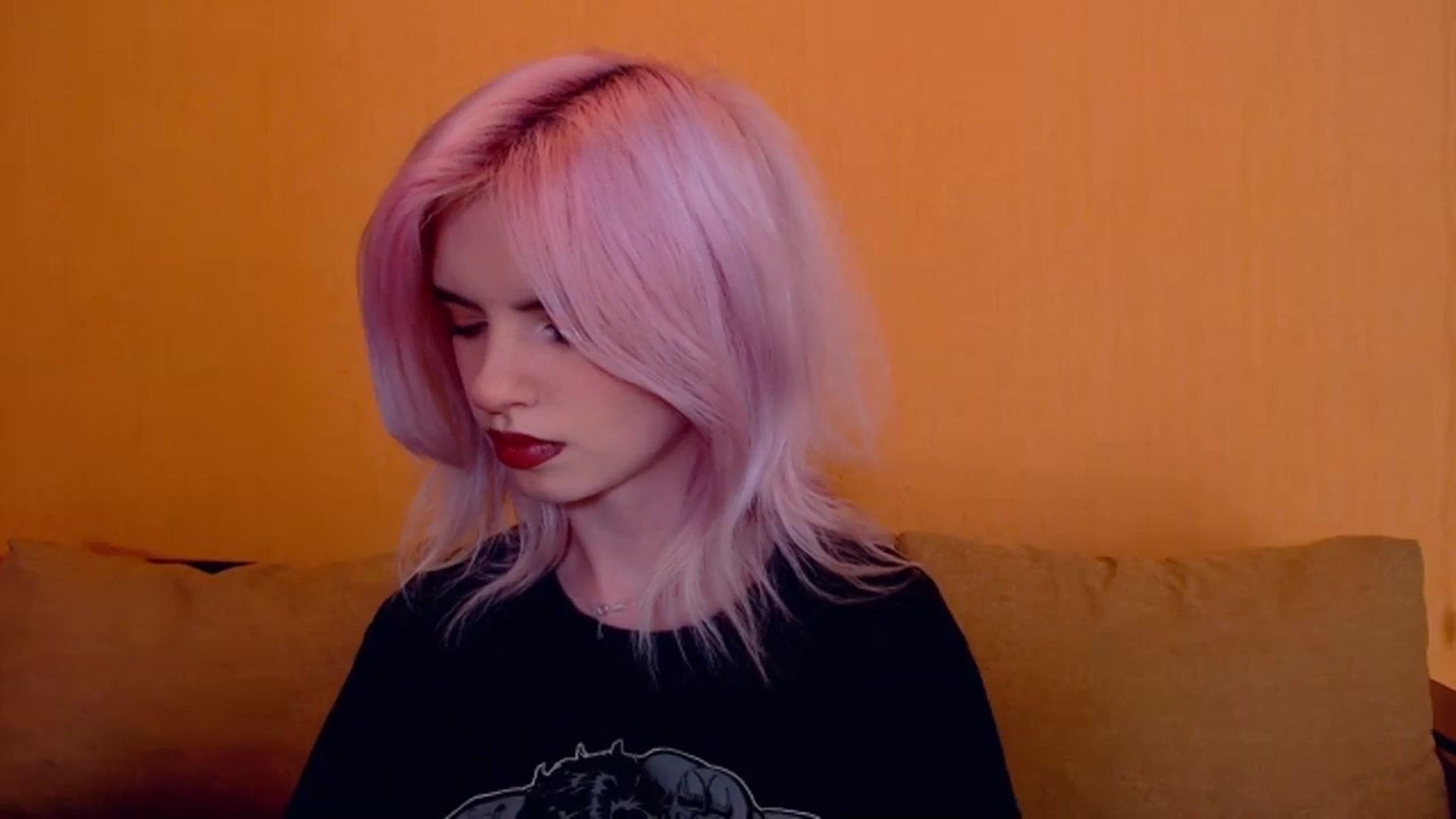 Gallery image thumbnail from Erineys's myfreecams stream on, 02/29/2024, 16:51 image 3 of 20