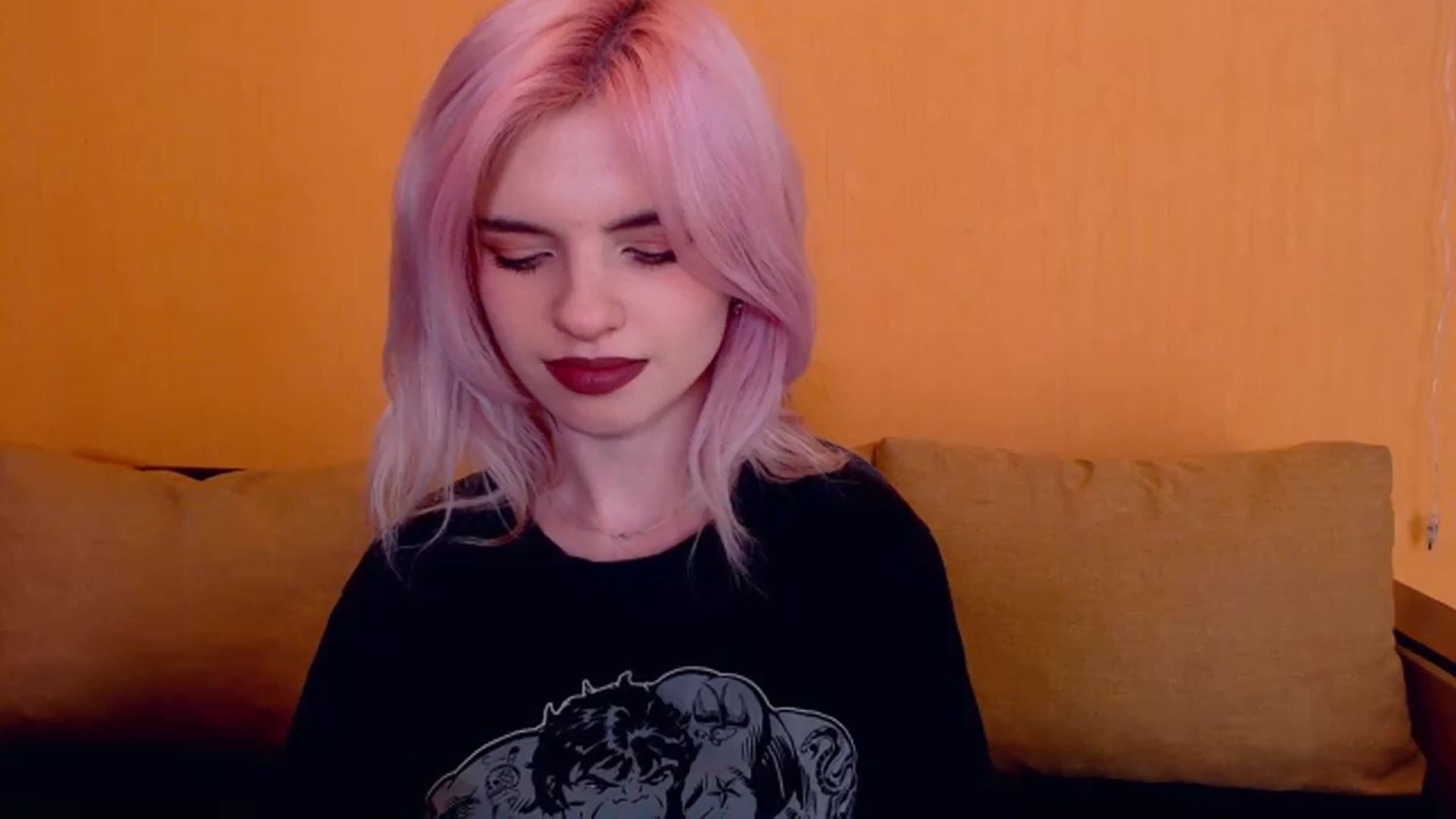 Gallery image thumbnail from Erineys's myfreecams stream on, 02/29/2024, 18:16 image 2 of 20