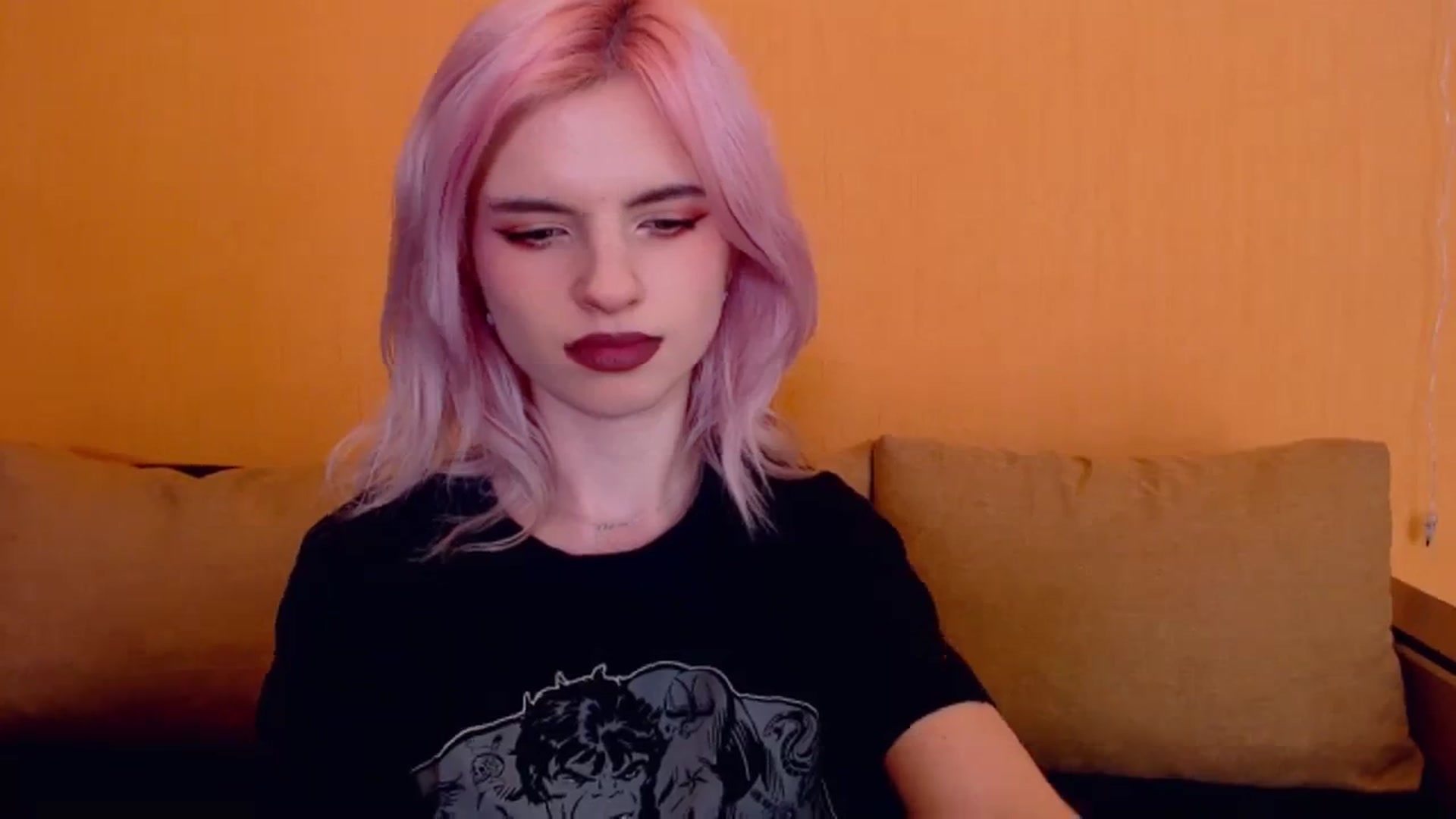 Gallery image thumbnail from Erineys's myfreecams stream on, 02/29/2024, 18:16 image 12 of 20