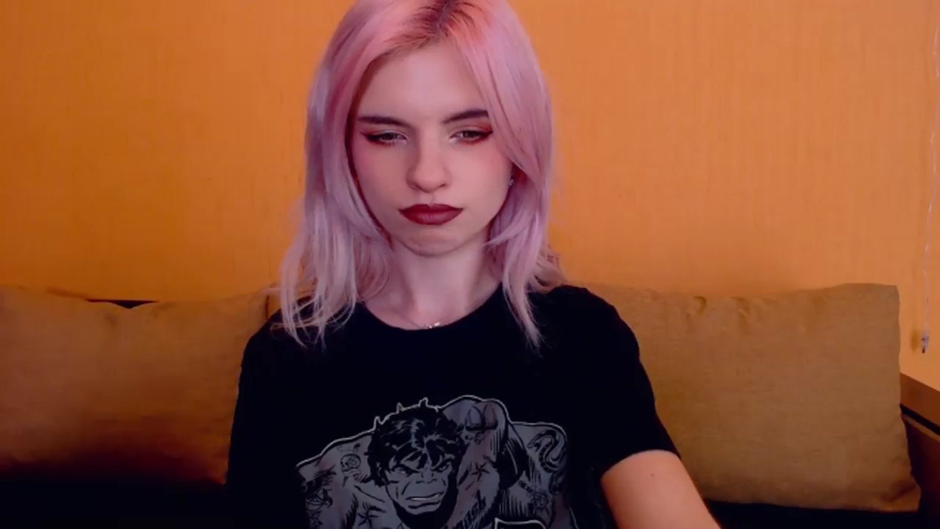 Gallery image thumbnail from Erineys's myfreecams stream on, 02/29/2024, 18:54 image 2 of 20