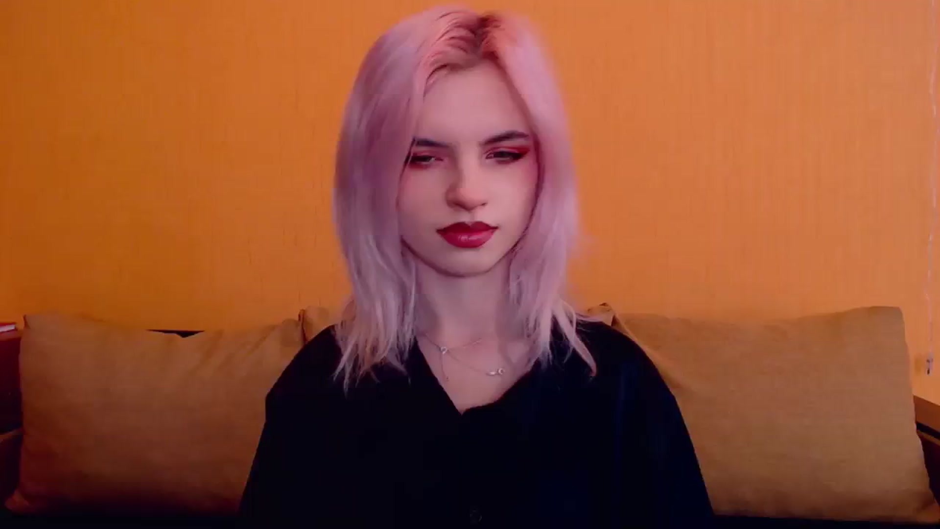 Gallery image thumbnail from Erineys's myfreecams stream on, 03/02/2024, 13:54 image 17 of 20