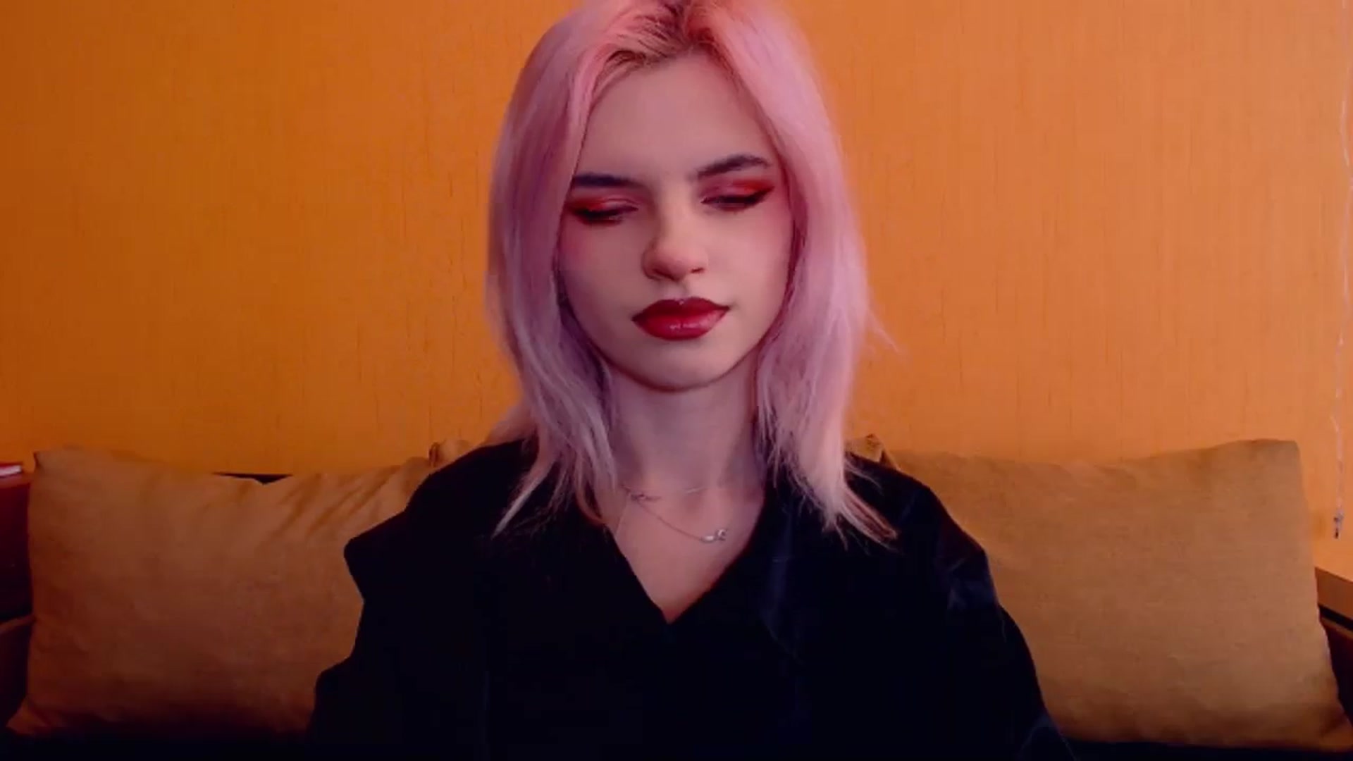 Gallery image thumbnail from Erineys's myfreecams stream on, 03/02/2024, 13:54 image 5 of 20