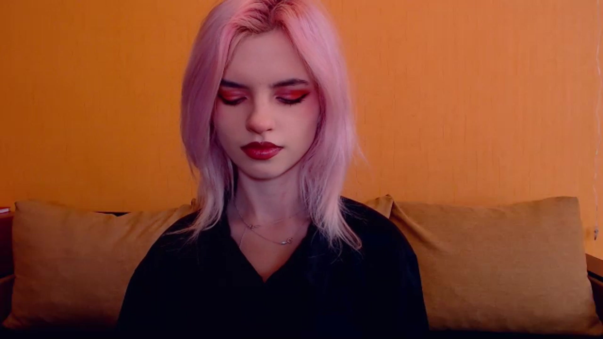 Gallery image thumbnail from Erineys's myfreecams stream on, 03/02/2024, 13:54 image 4 of 20