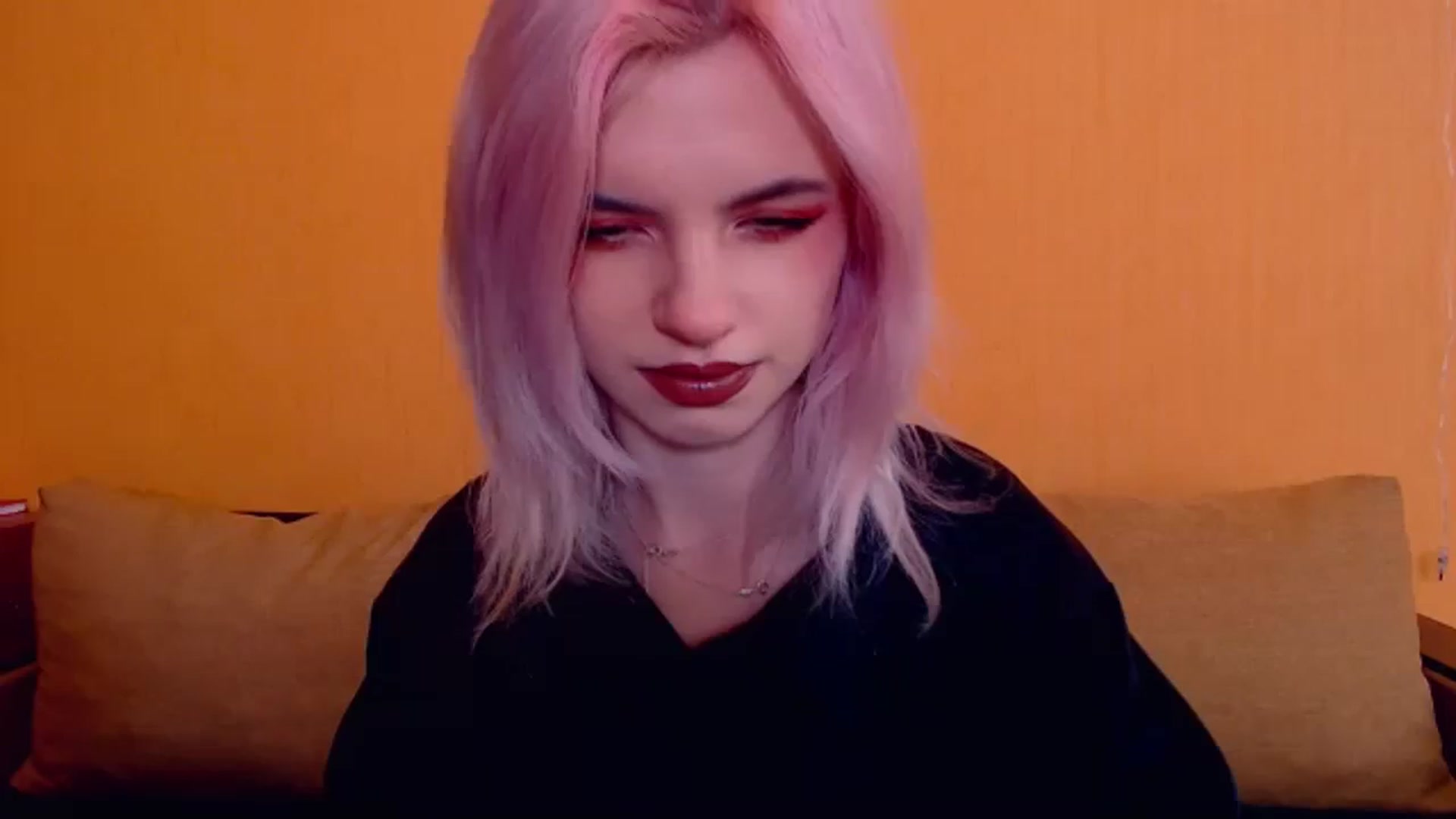 Gallery image thumbnail from Erineys's myfreecams stream on, 03/02/2024, 13:54 image 19 of 20