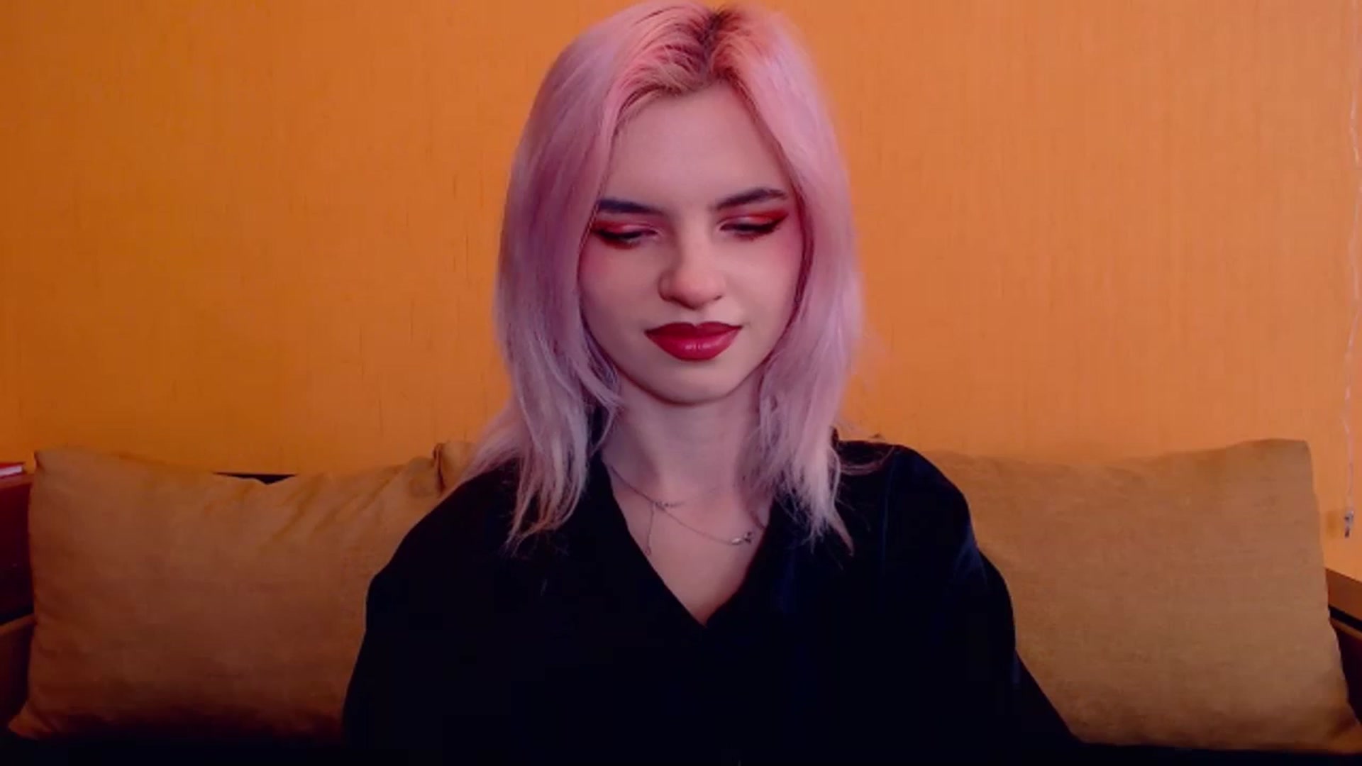 Gallery image thumbnail from Erineys's myfreecams stream on, 03/02/2024, 13:54 image 15 of 20