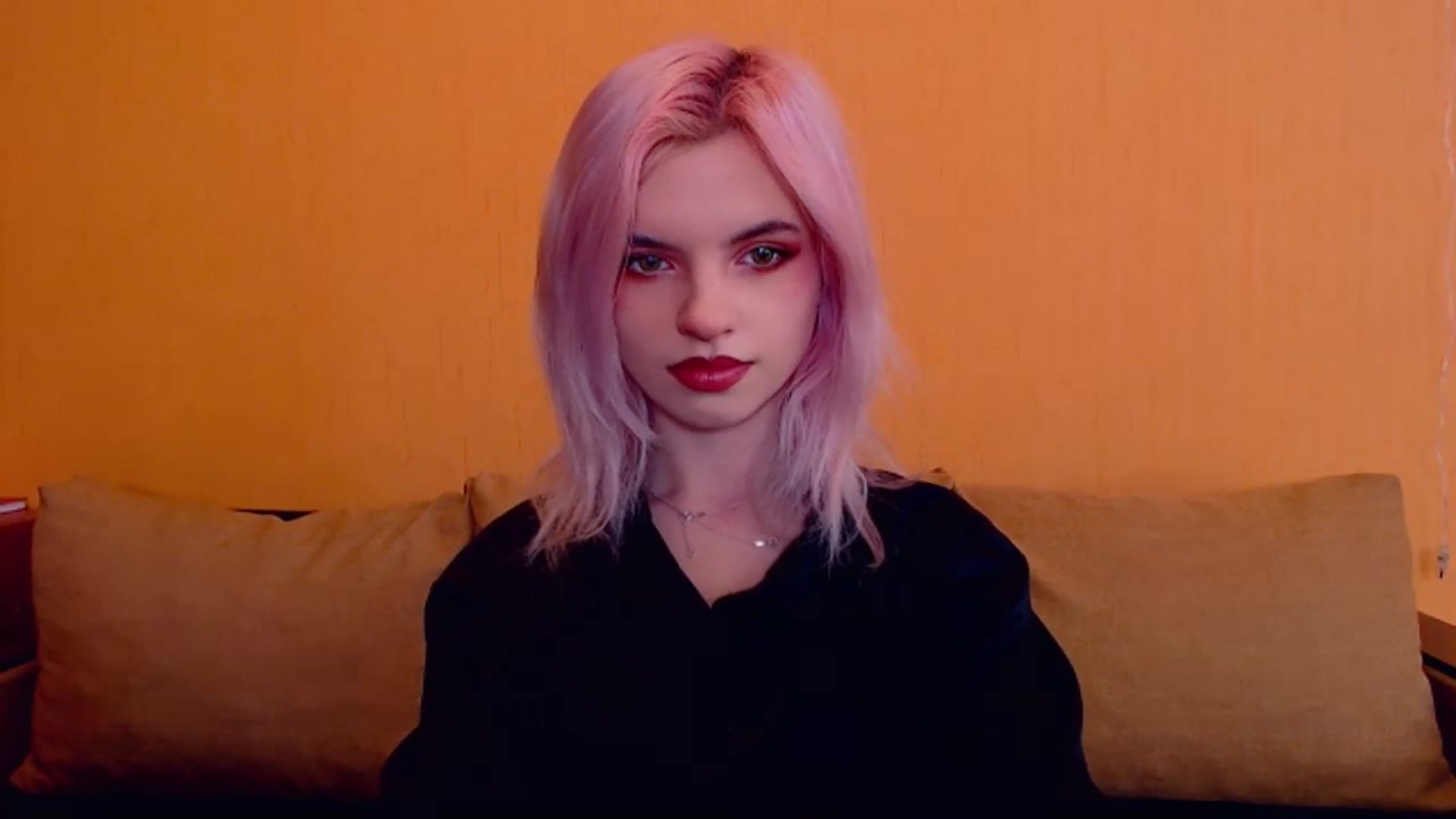 Gallery image thumbnail from Erineys's myfreecams stream on, 03/02/2024, 13:54 image 18 of 20