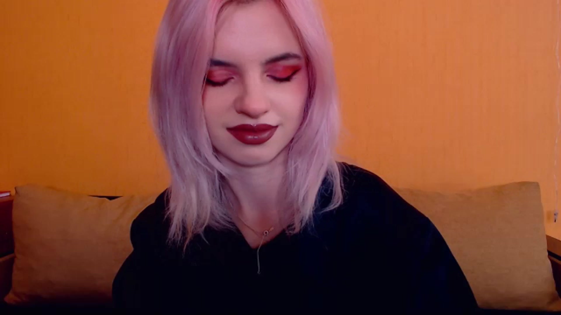 Gallery image thumbnail from Erineys's myfreecams stream on, 03/02/2024, 13:54 image 20 of 20
