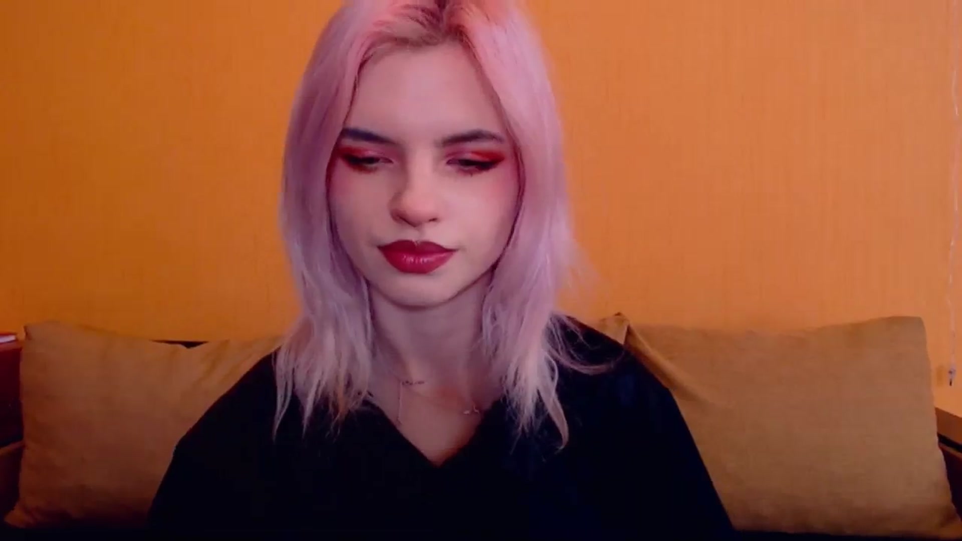 Gallery image thumbnail from Erineys's myfreecams stream on, 03/02/2024, 13:54 image 14 of 20