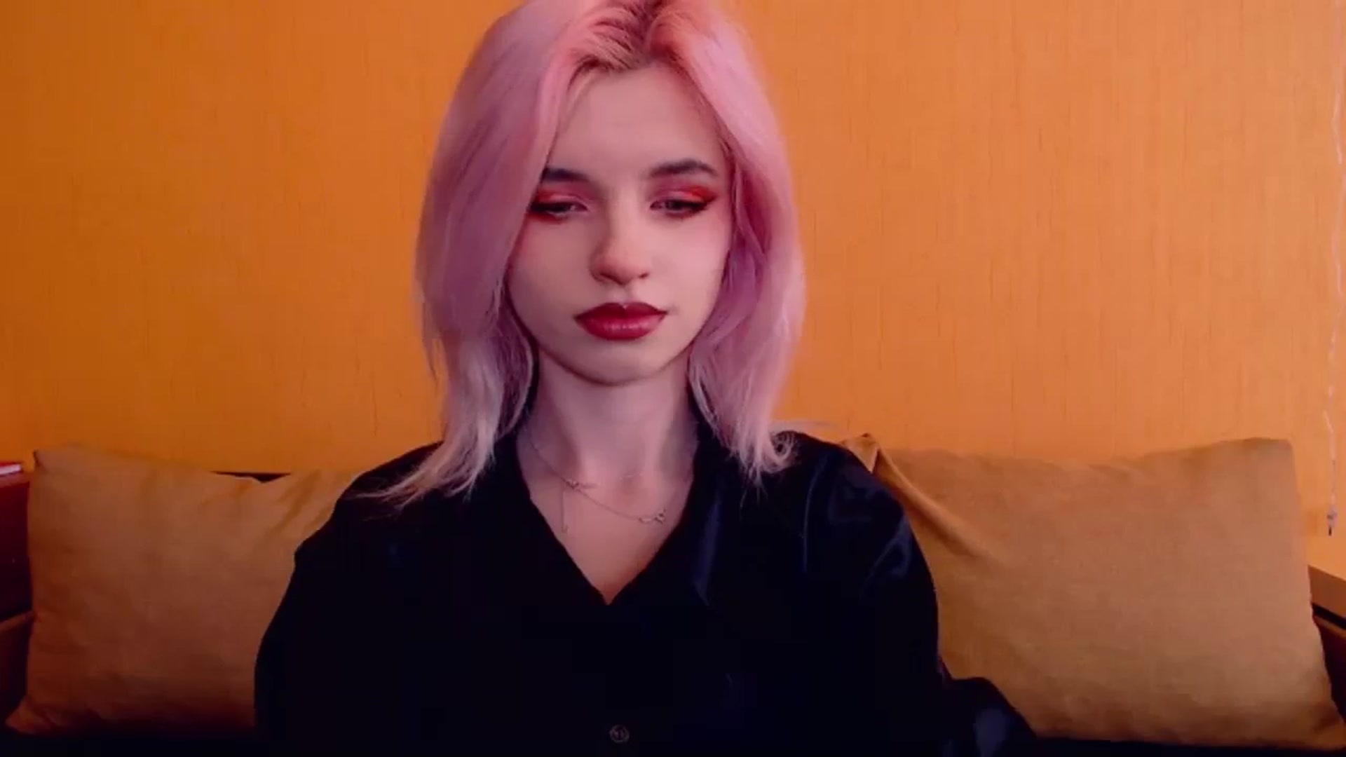 Gallery image thumbnail from Erineys's myfreecams stream on, 03/02/2024, 13:54 image 2 of 20