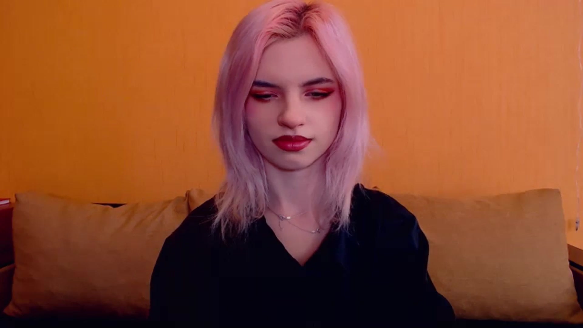 Gallery image thumbnail from Erineys's myfreecams stream on, 03/02/2024, 13:54 image 9 of 20