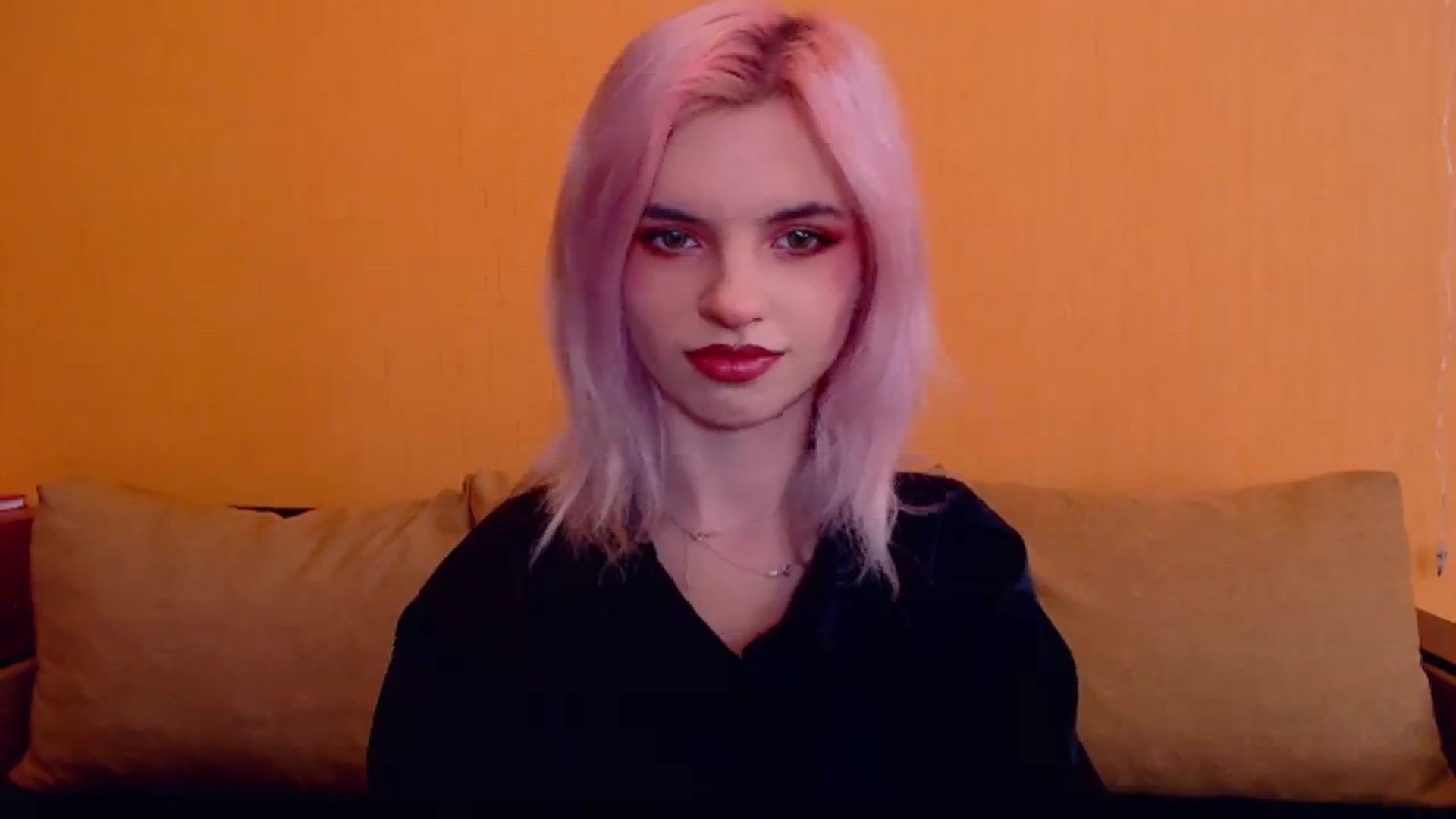 Gallery image thumbnail from Erineys's myfreecams stream on, 03/02/2024, 13:54 image 13 of 20