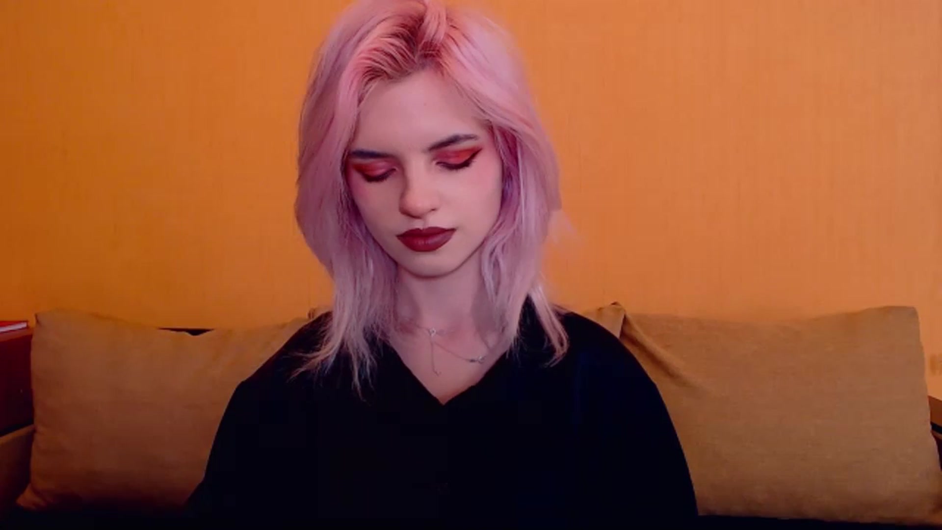 Gallery image thumbnail from Erineys's myfreecams stream on, 03/02/2024, 14:50 image 18 of 20